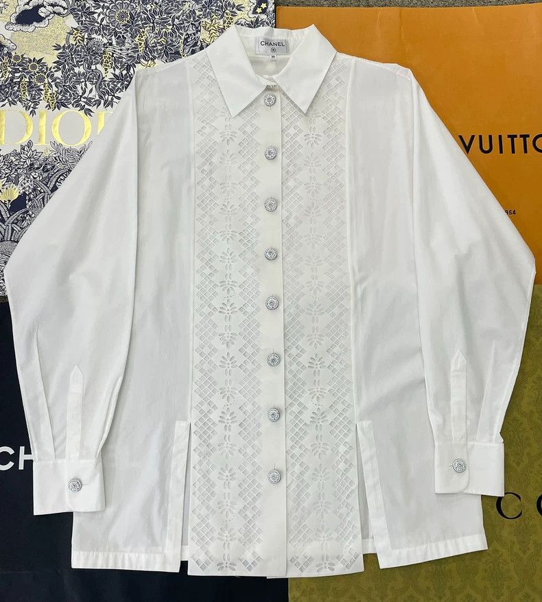 Chanel chanel White hollow stitching shirt Size XS / US 0-2 / IT 36-38 - 1 Thumbnail