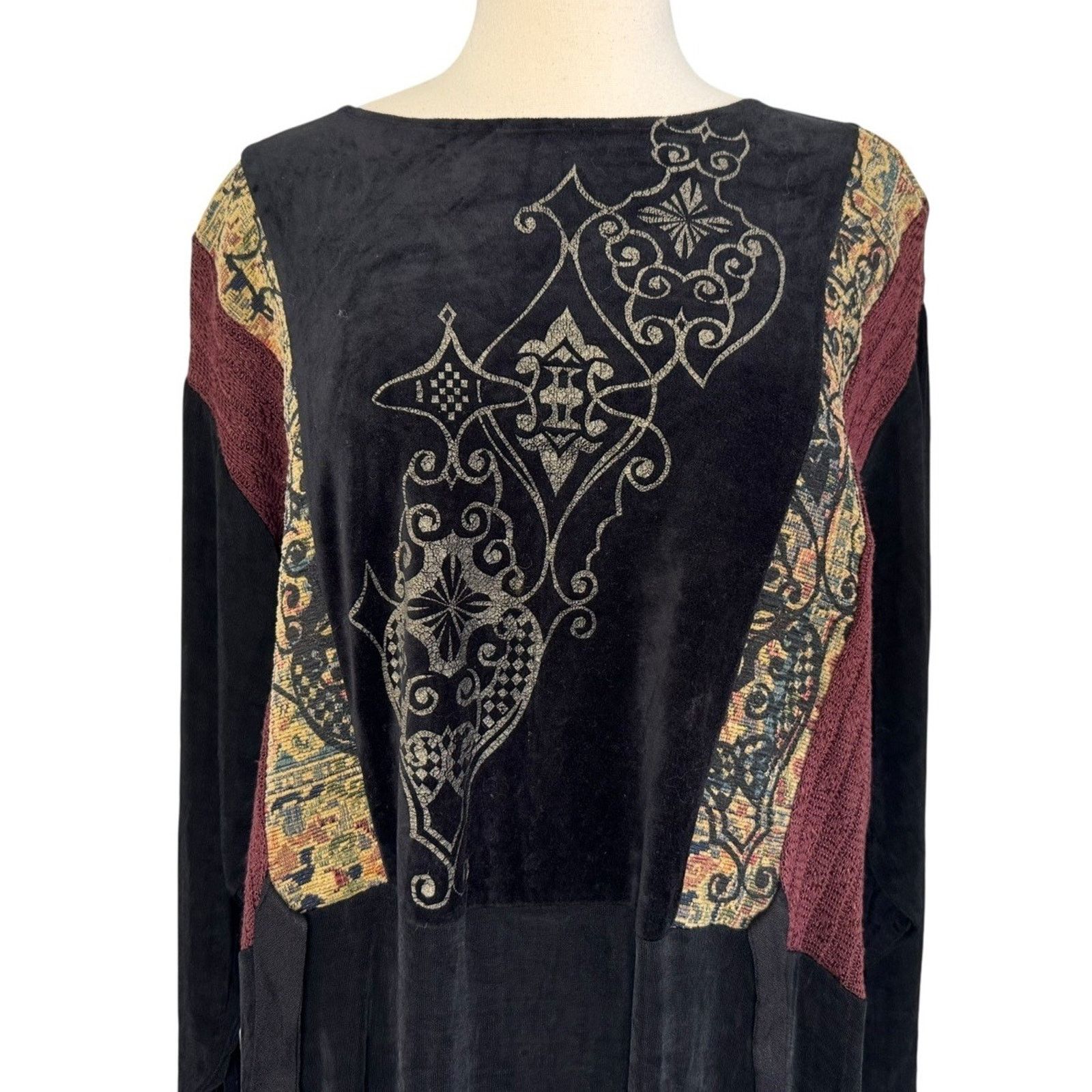 Other Vintage AHNI Velvet Tapestry Embroidered Maxi Dress Plus 2 Size XXL / US 16-18 / IT 52-54 - 4 Thumbnail