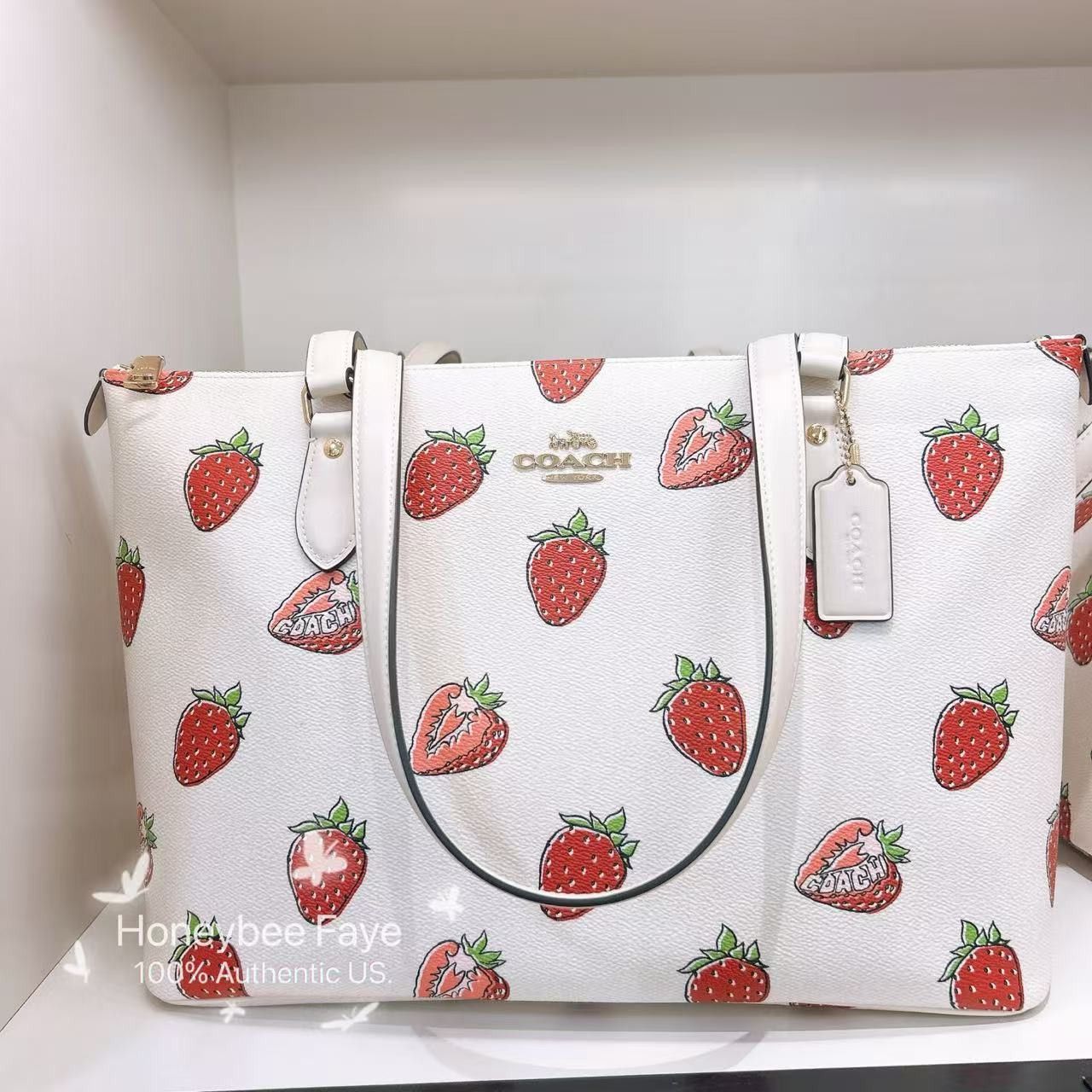 Coach Gallery Tote Bag With Strawberry Print Car34 in White, Women's