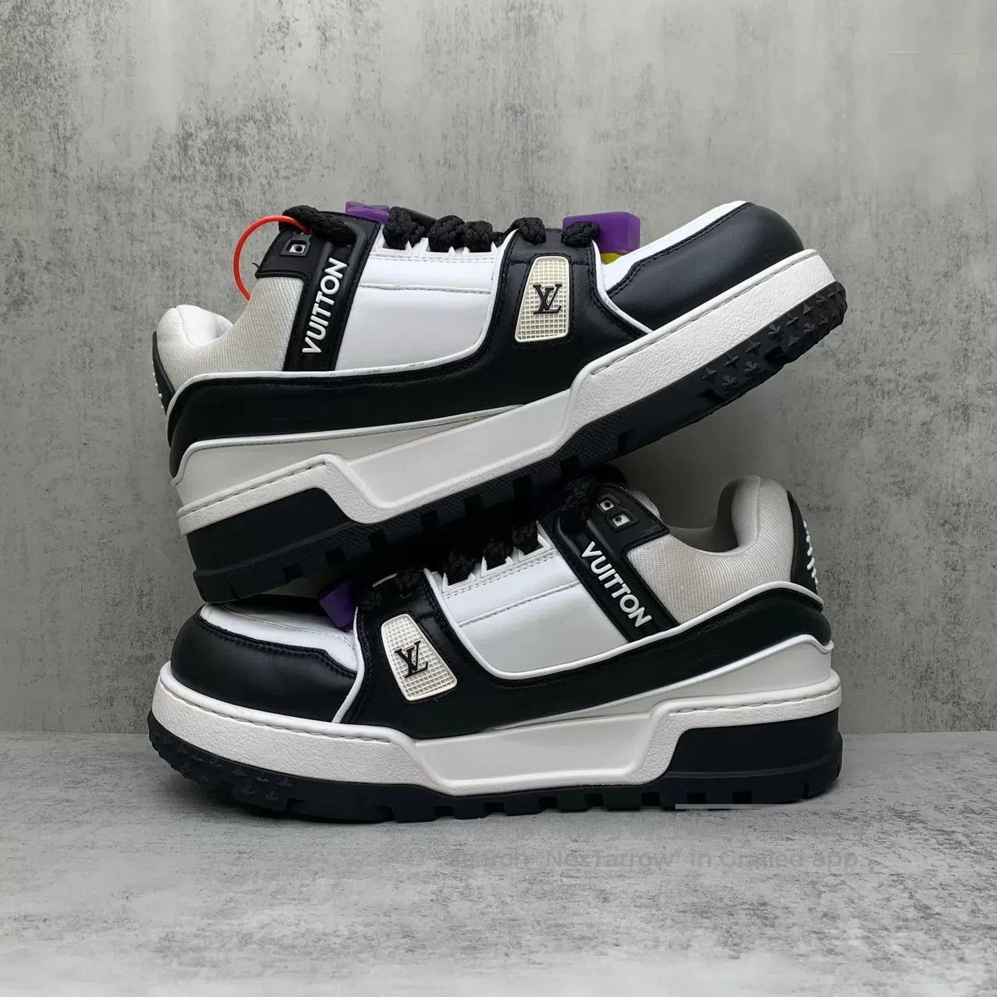 Louis Vuitton Black Low. Size US 8 / EU 41 - 3 Thumbnail