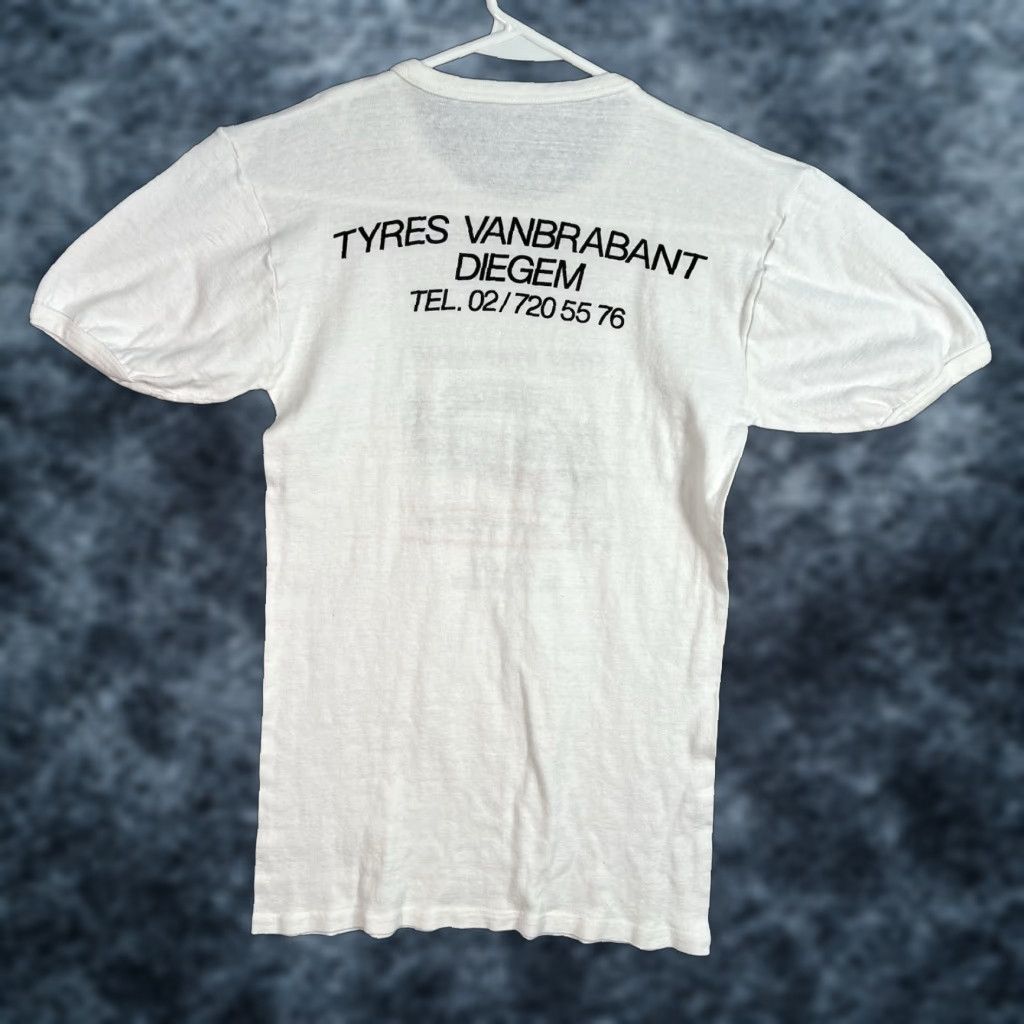 Dunlop VINTAGE 90s Dunlop Racing Porsche 911 BMW Le Mans T Shirt Adult XS White Mens XS Sportswear/Beach Shirt 70s Decade Cotton Size US XS / EU 42 / 0 - 1 Thumbnail