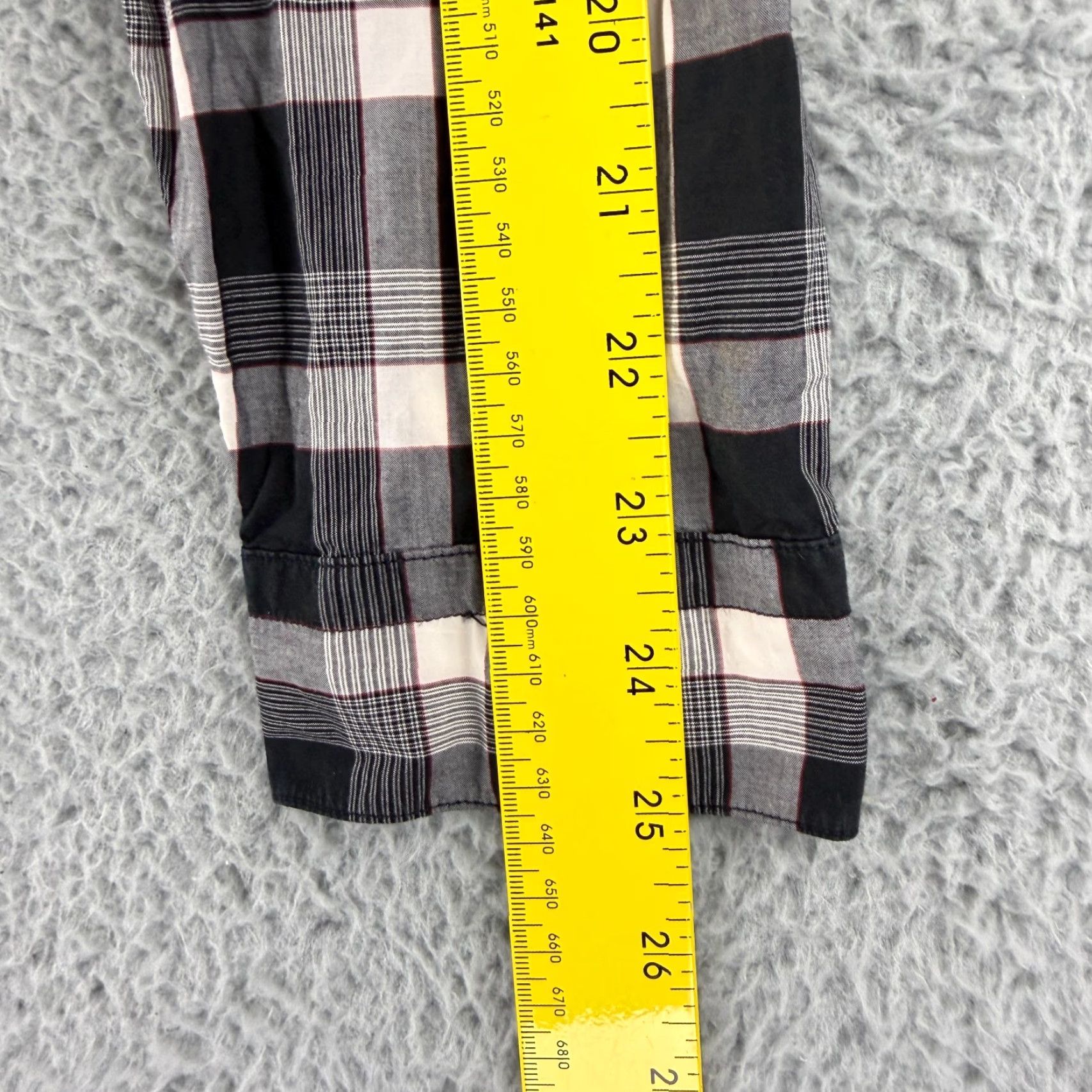 John Varvatos John Varvatos Button-Up Shirt Mens Large Black Plaid Long Sleeve 100% Cotton Size US L / EU 52-54 / 3 - 7 Thumbnail