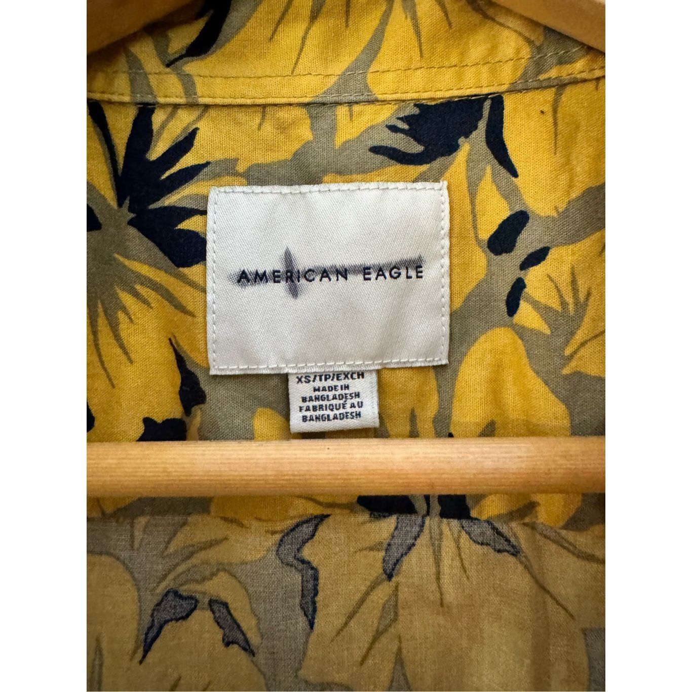 American Eagle Outfitters Vintage American Eagle | Shirts & Button Down | Men’s Hawaiian Shirt Size Extra Small Size US XS / EU 42 / 0 - 2 Thumbnail