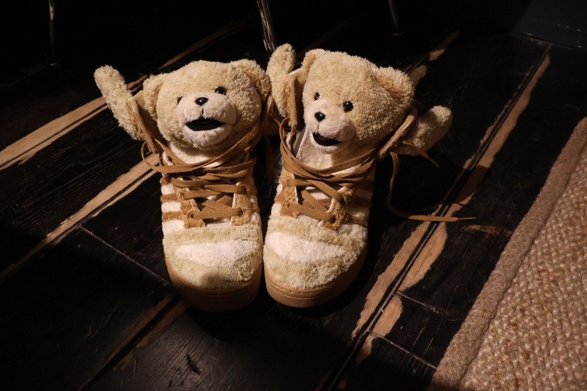 Adidas × Jeremy Scott Jeremy Scott x Adidas Teddy Bear OG Pink