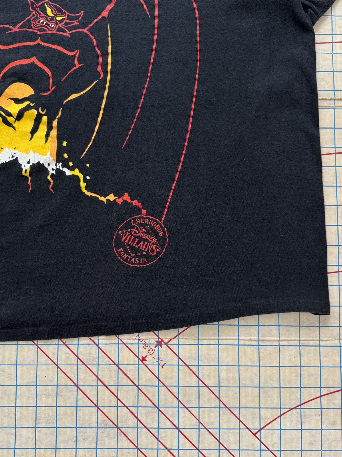 Disney Vintage Chernabog Fantasia Disney Villains Tee Black FitsXL Size US XL / EU 56 / 4 - 4 Thumbnail