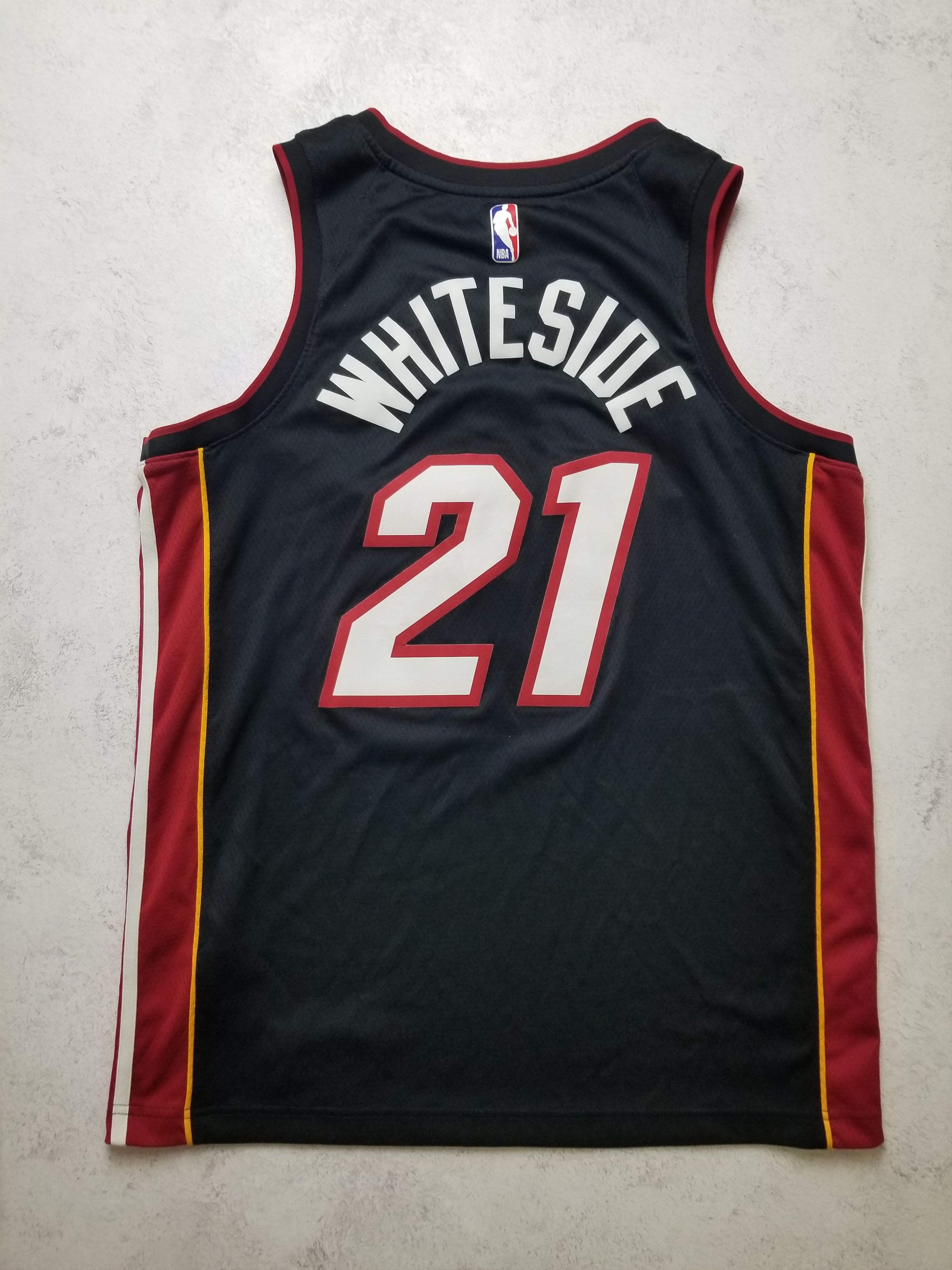 Nike Nike NBA Miami Heat Hassan Whiteside Swingman Jersey Size US L / EU 52-54 / 3 - 2 Thumbnail