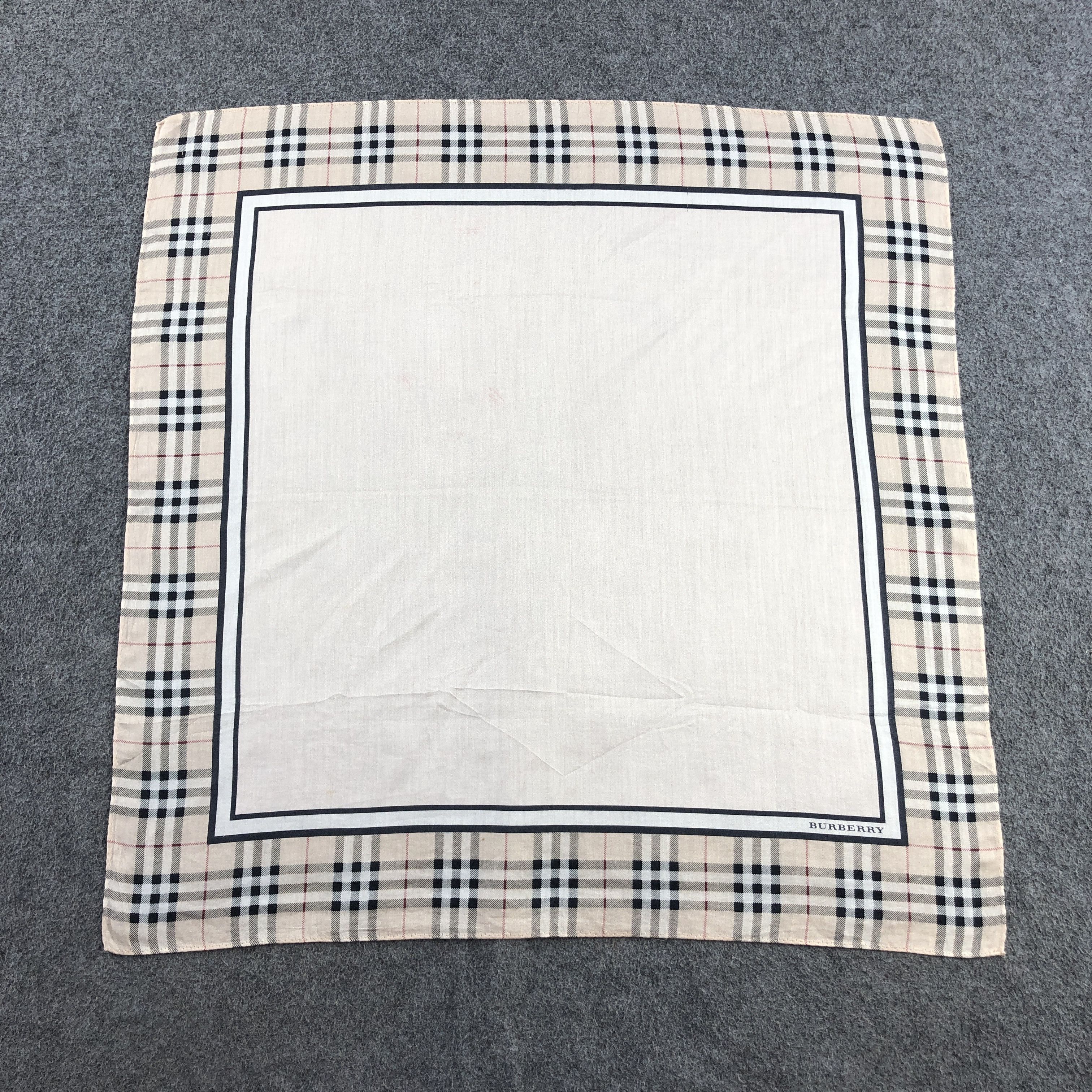 Burberry Burberry Handkerchief Neckerchief Bandana H2662 Size ONE SIZE - 2 Thumbnail