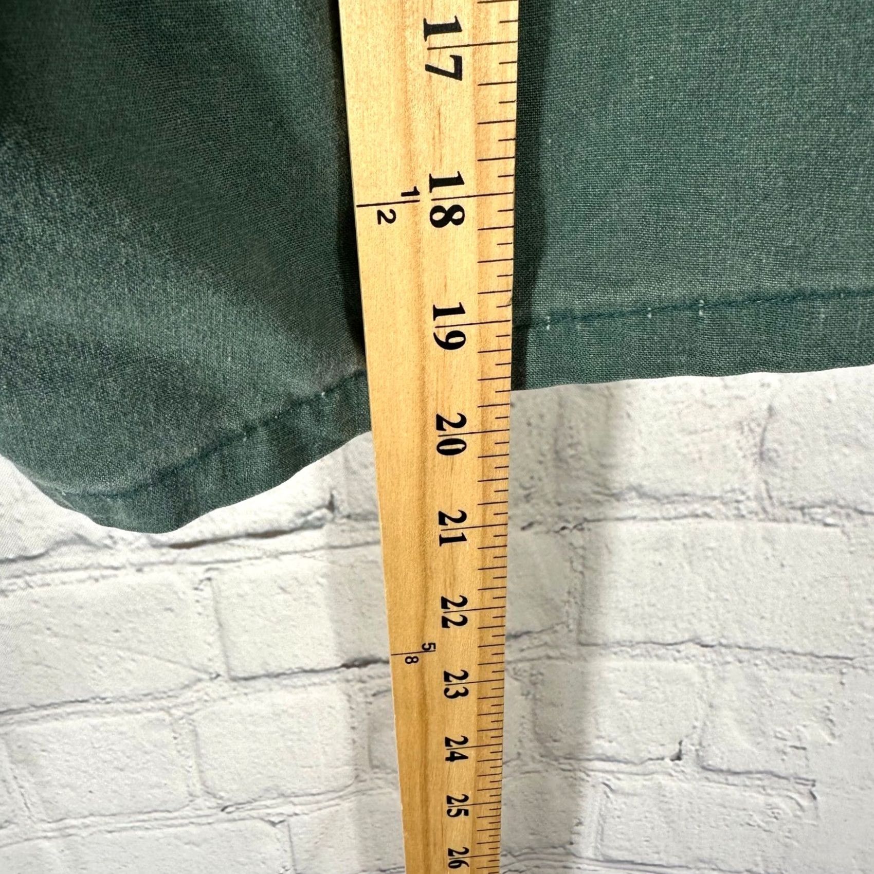 Bugle Boy VINTAGE Bugle Boy Shorts Green Cotton Elastic Waist Pleated Large Mens 90s Size US 31 - 4 Thumbnail