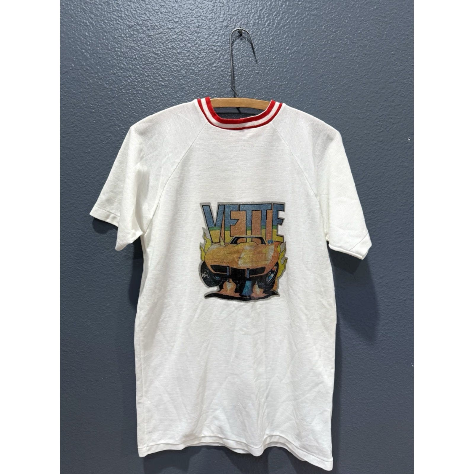 Velva Sheen VINTAGE Pabst Cool Blue Man White Cotton Tee Shirt L Velva Sheen 70s Mens Shirt White 70s Size US L / EU 52-54 / 3 - 5 Thumbnail