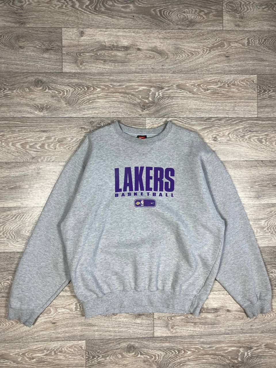 Nike Vintage Trainig Nike Laker Sweatshirt Made In USA 90S Kobe Size US L / EU 52-54 / 3 - 1 Thumbnail