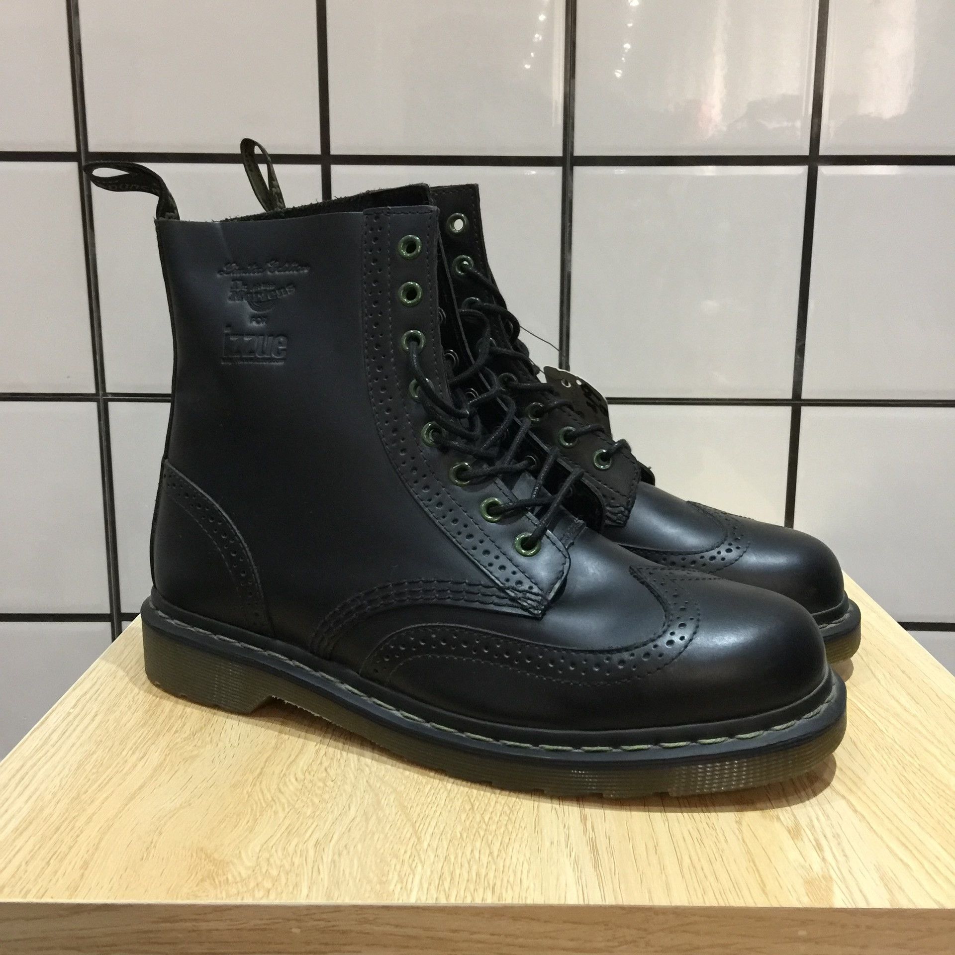 Dr. Martens × Supreme 2015 supreme X Dr. Marten 6-eye boots back
