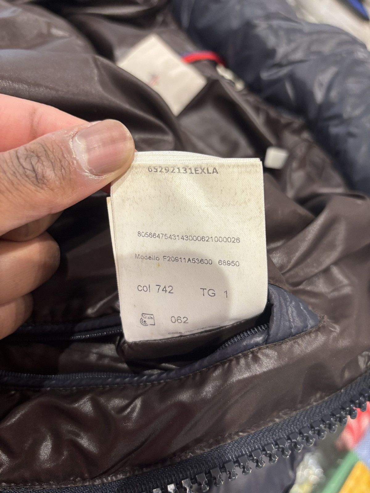 Moncler Moncler Maya Down Jacket Navy Blue Size: 1 / S Size US S / EU 44-46 / 1 - 23 Thumbnail
