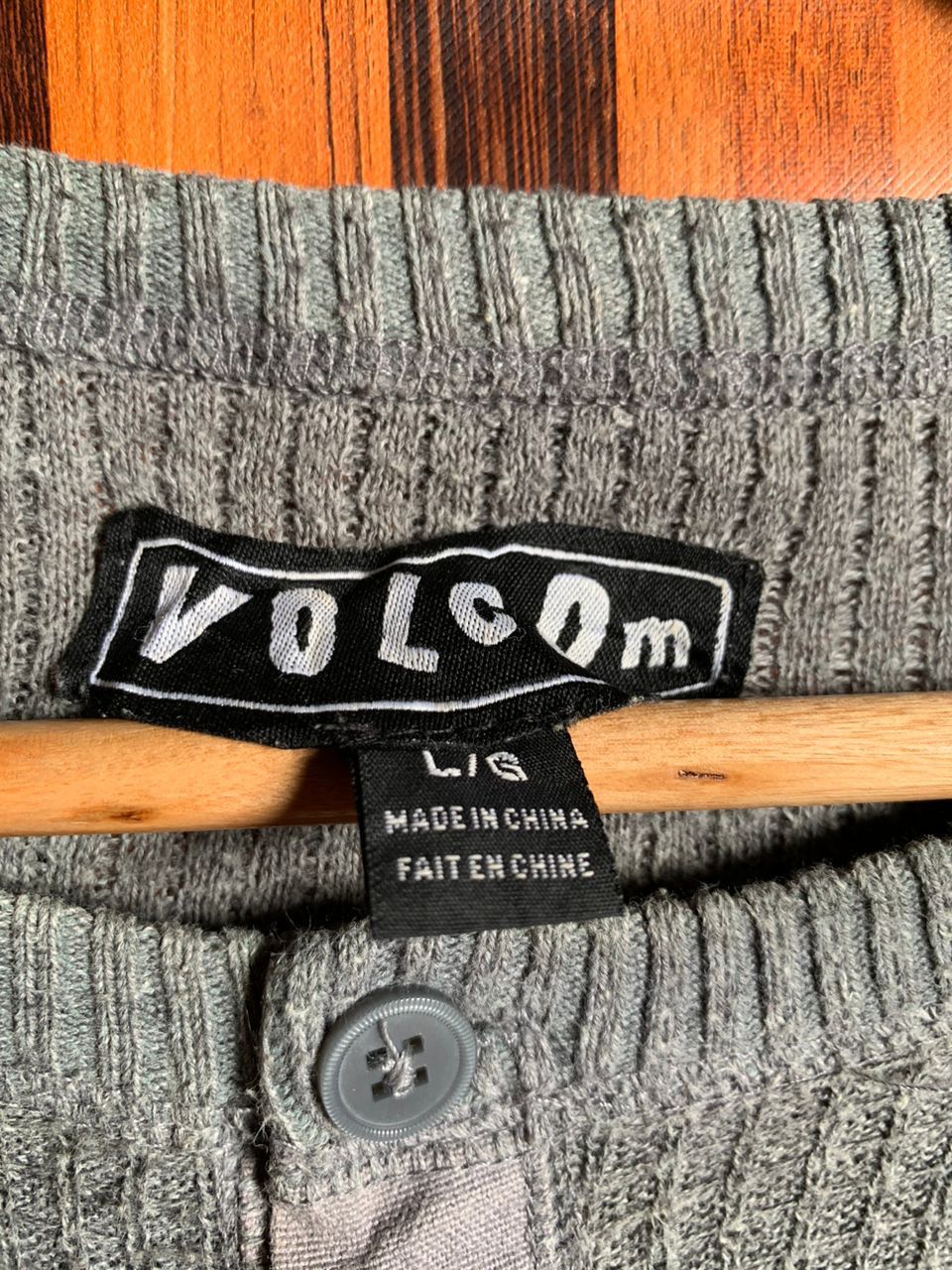 Vintage Vintage Volcom Skateboard Surf Style knit Size US L / EU 52-54 / 3 - 6 Thumbnail