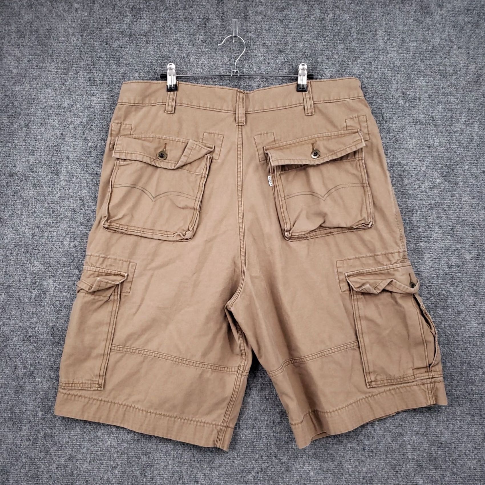 Levi's Levi's Cargo Shorts Mens 38 Brown Relaxed Fit Utility Tactical Size US 38 / EU 54 - 2 Thumbnail