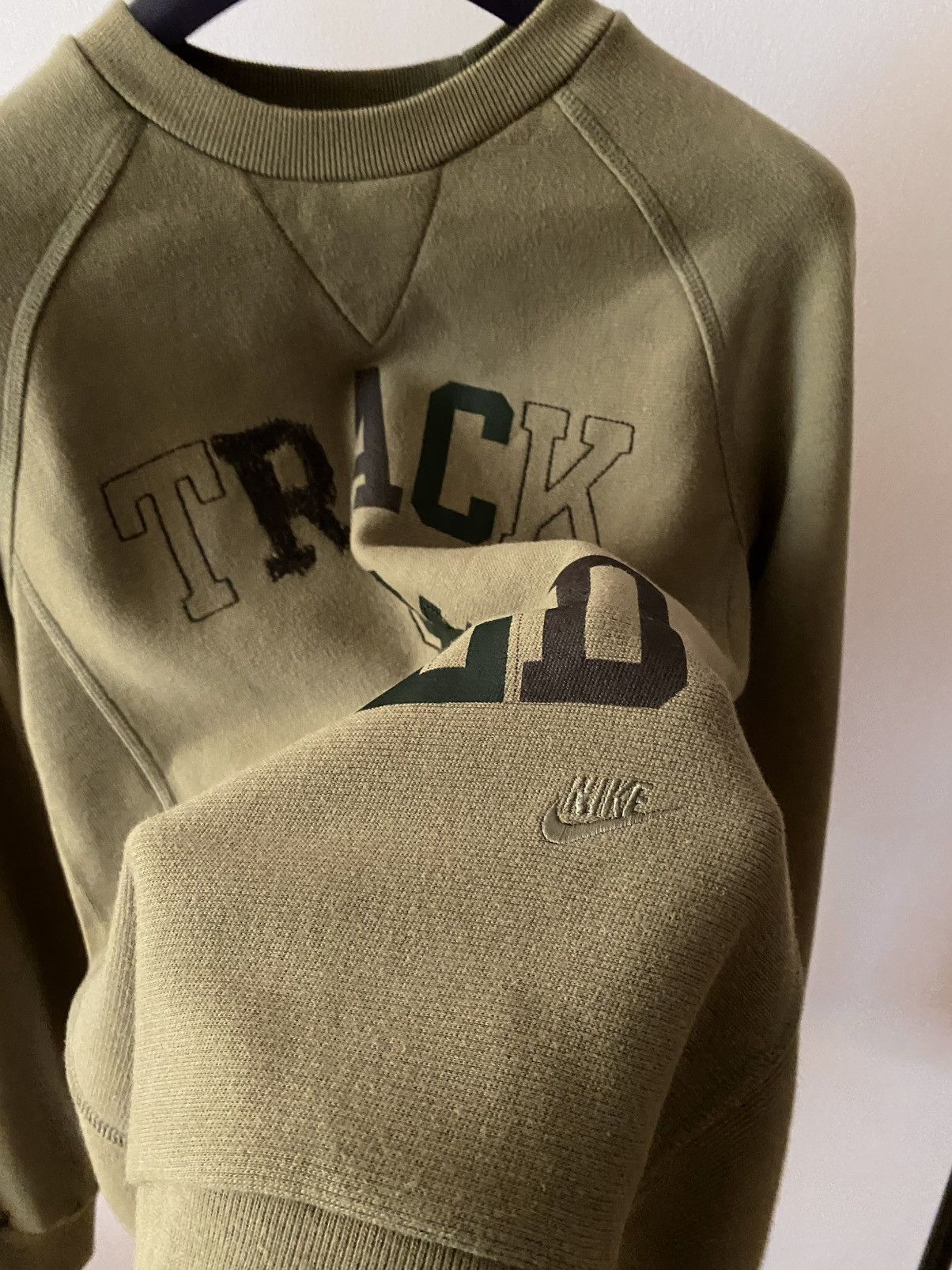 Nike × Vintage Vintage Nike Track Field Sweatshirt Big Logo Mens Size S Size US S / EU 44-46 / 1 - 3 Thumbnail