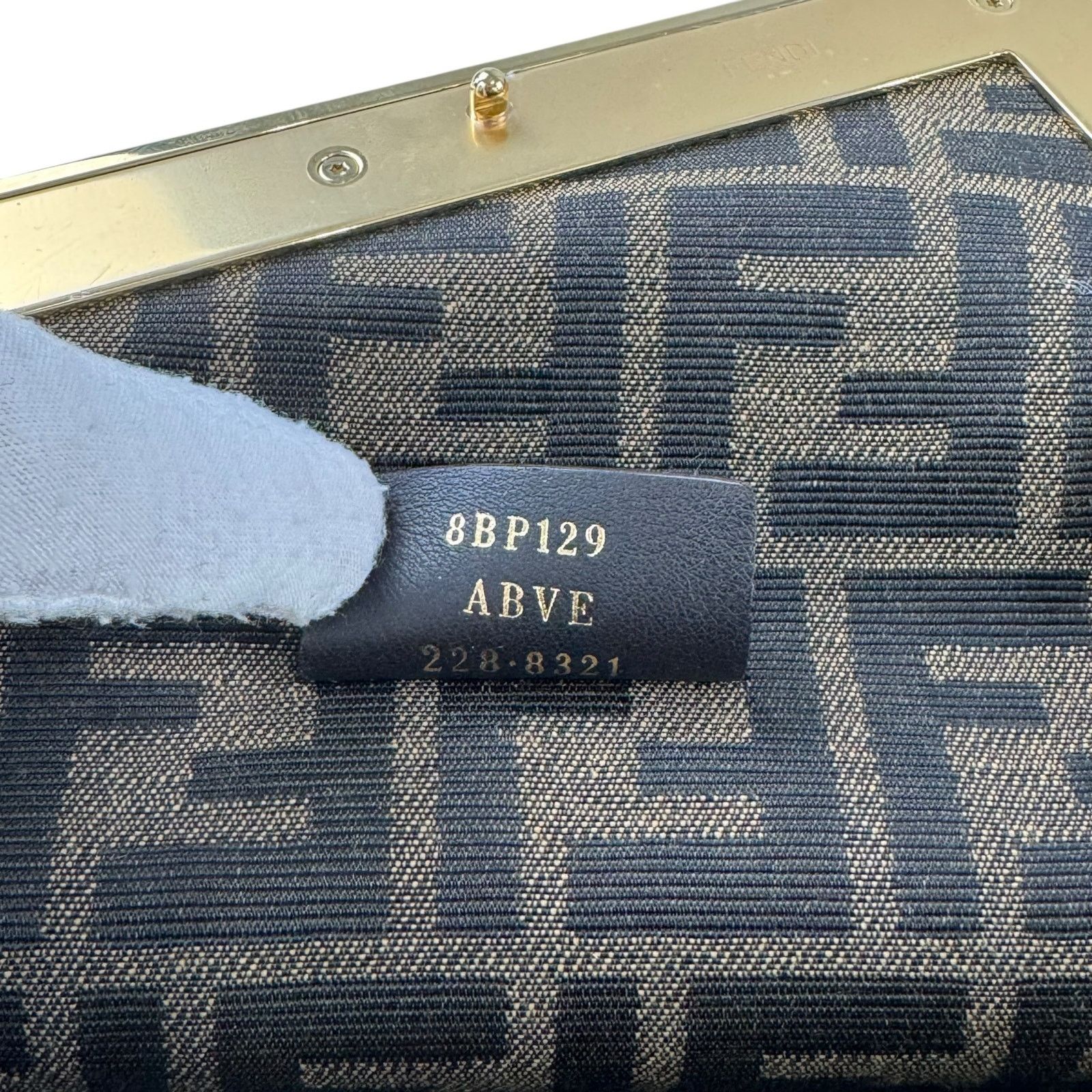 Fendi Fendi First Two-Way Bag Size ONE SIZE - 12 Thumbnail