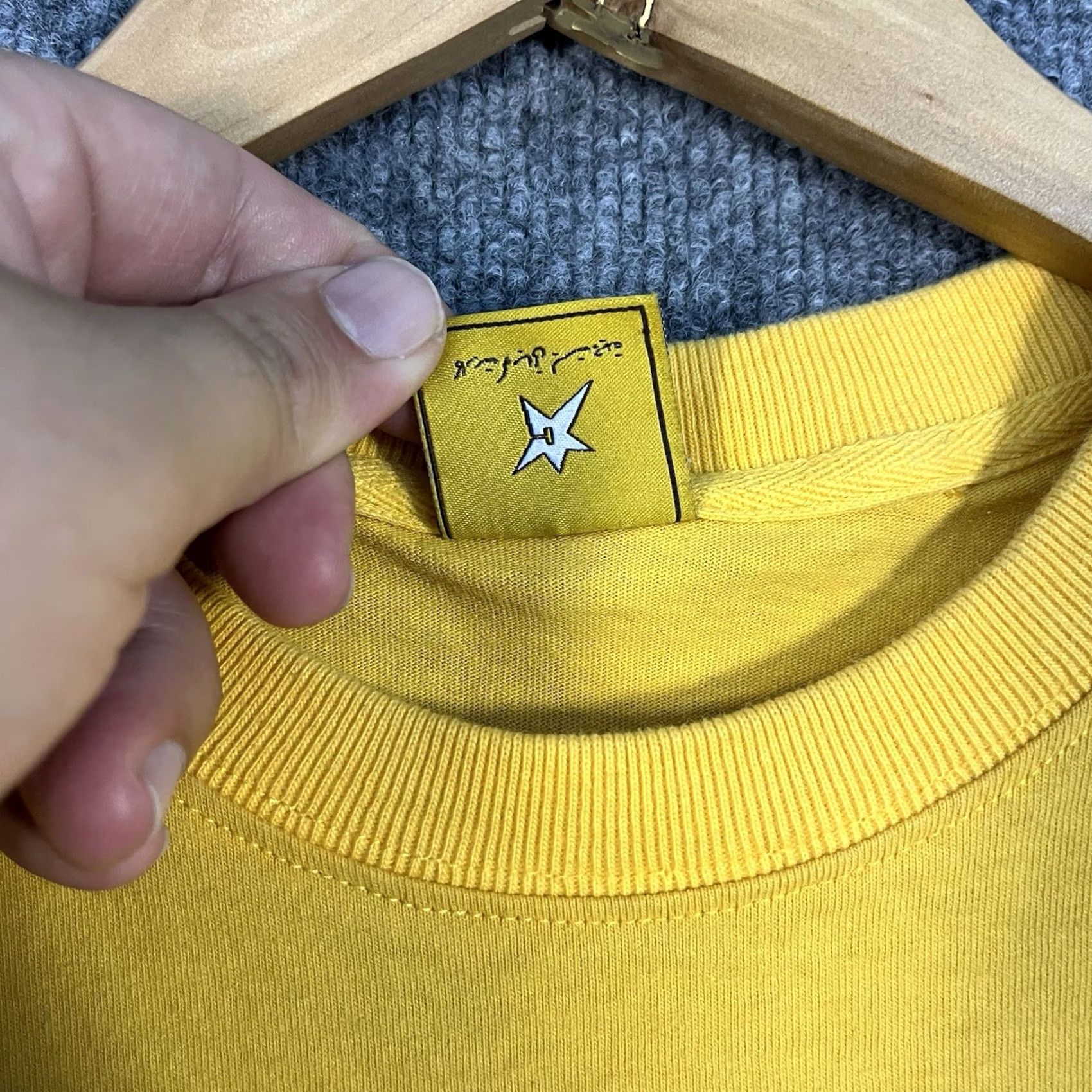 Carpet Company Carpet Company Moroccan Mens L Graphic T Shirt Yellow Streetwear Size US L / EU 52-54 / 3 - 7 Thumbnail