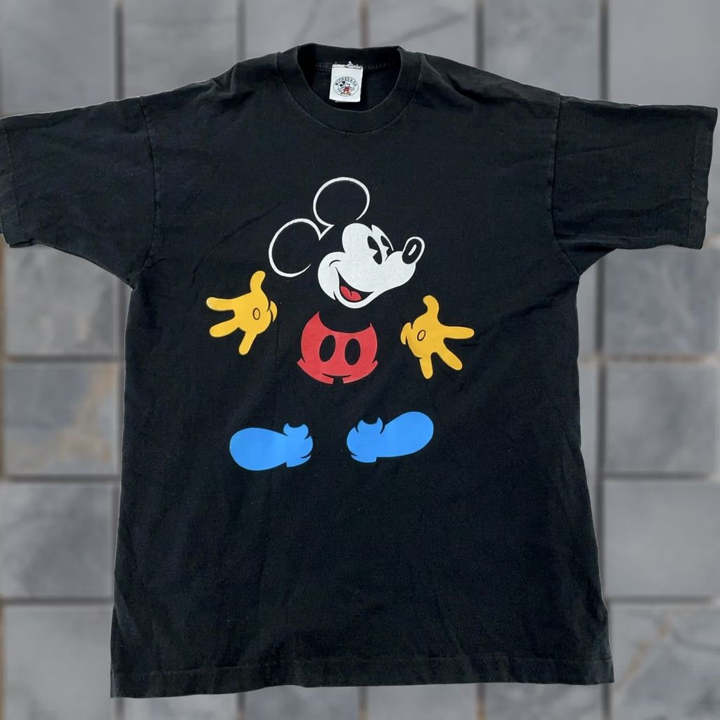 Disney VINTAGE Disney Mickey Mouse Mickey & Co T-Shirt Black Medium L Men Short Sleeve Crew Neck Graphic Print 90s Size US L / EU 52-54 / 3 - 1 Thumbnail
