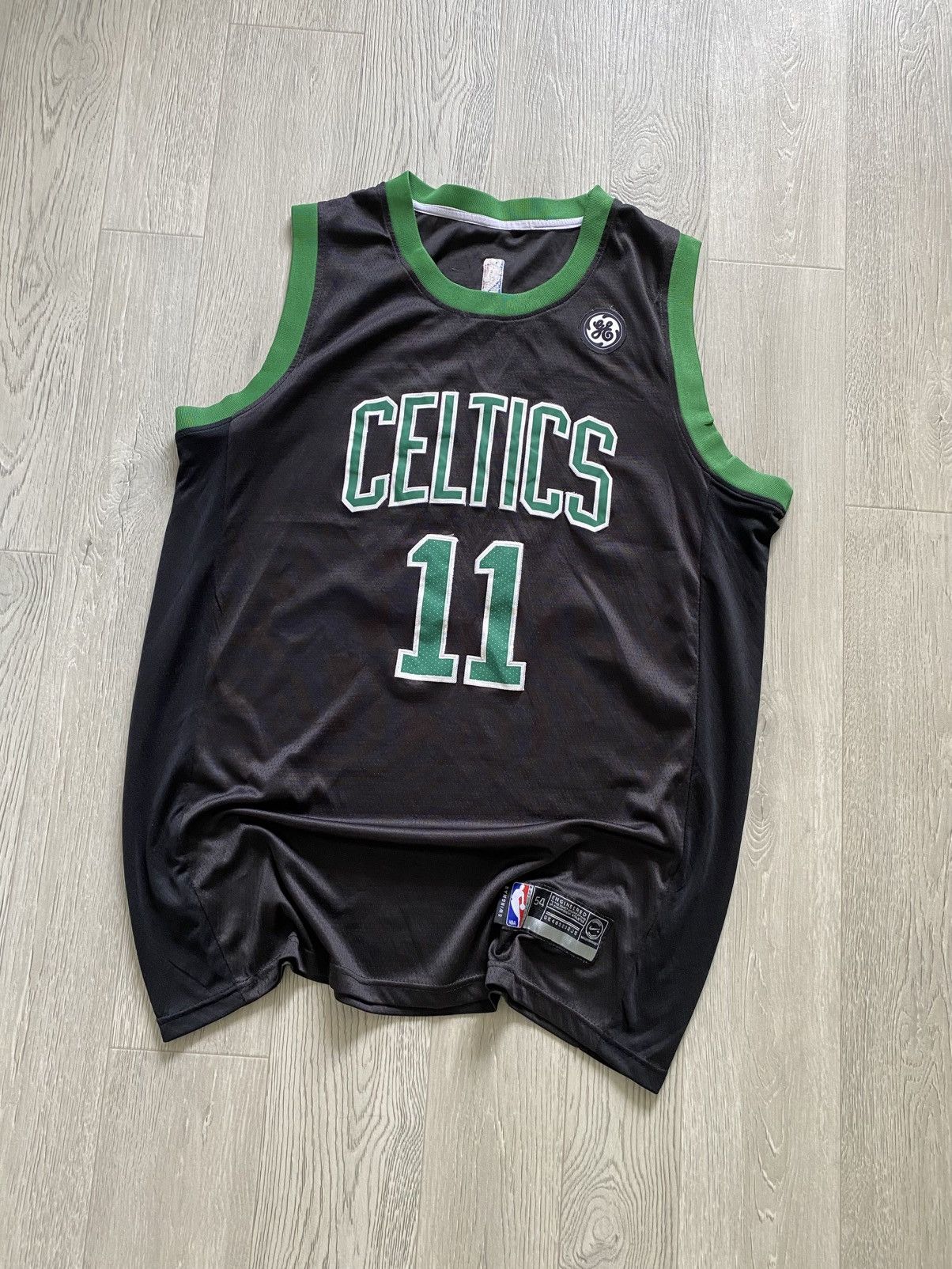 Boston Celtics Irving #11 Nike Swingman NBA Jersey 54 XL