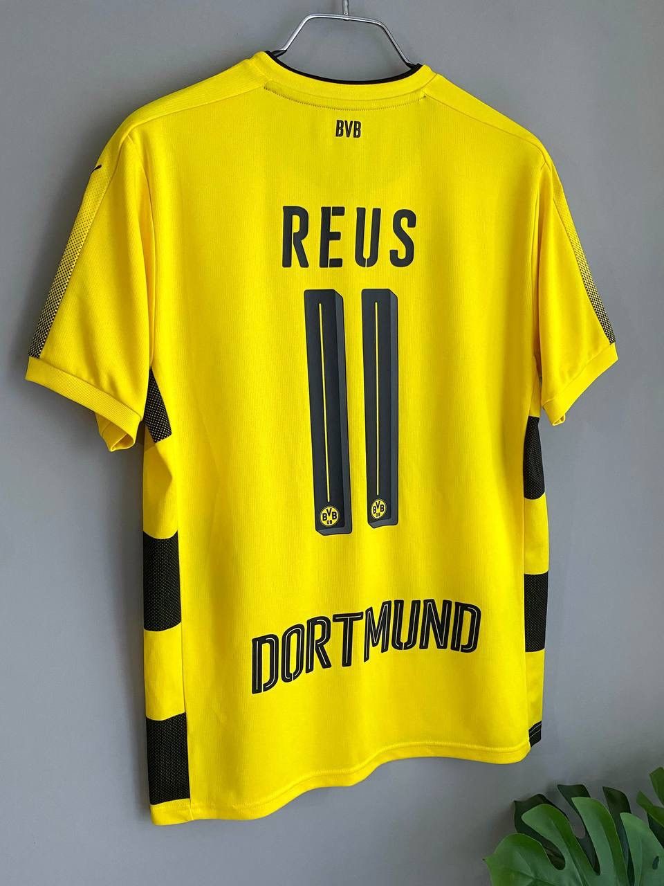 Puma FC Borussia Dortmund 2017/18 Home Soccer Jersey #11 REUS, M Size US M / EU 48-50 / 2 - 4 Thumbnail