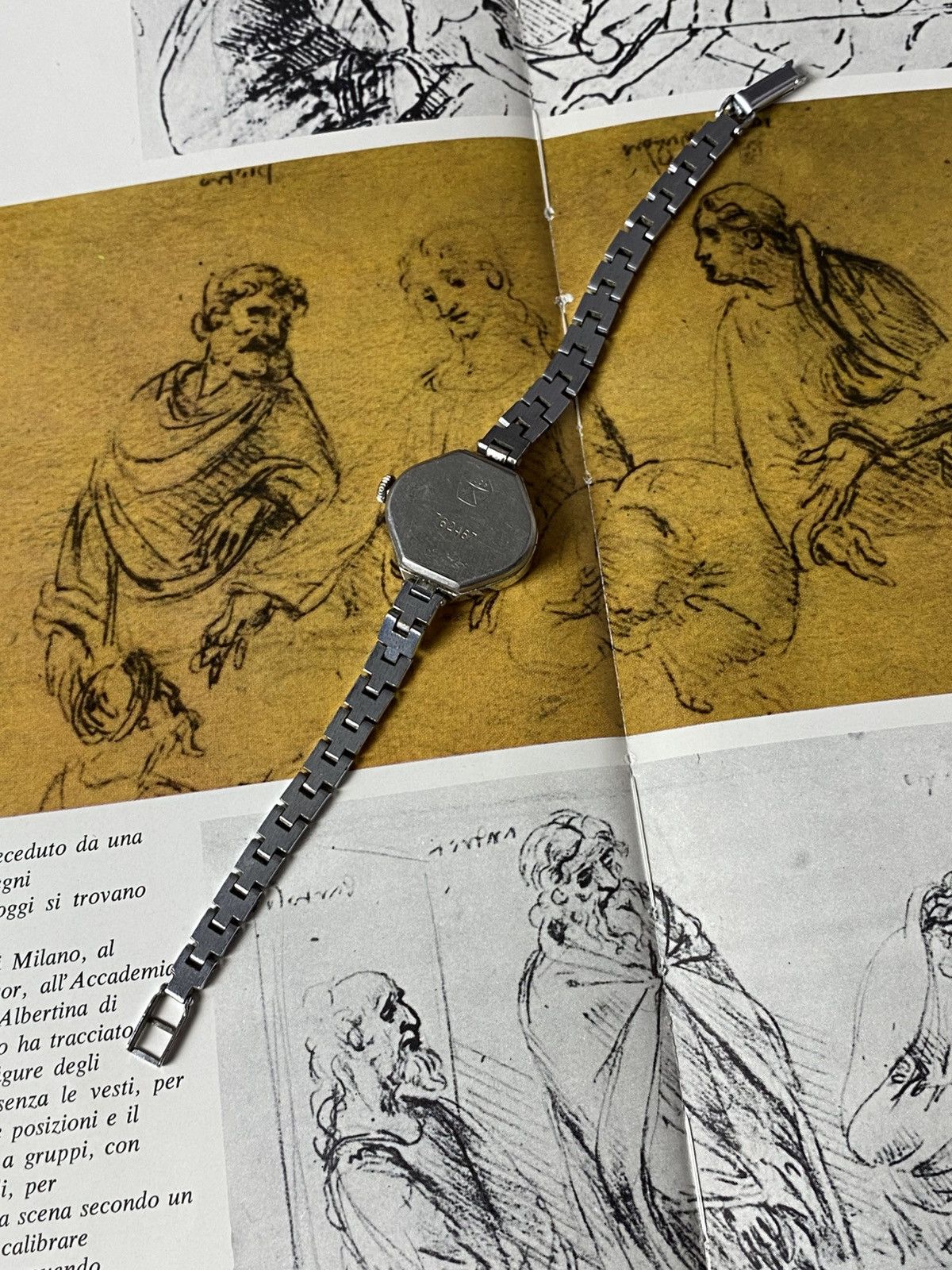 Hysteric Glamour Luch Blue Dial Watch Vintage Retro Rare USSR Size ONE SIZE - 6 Thumbnail