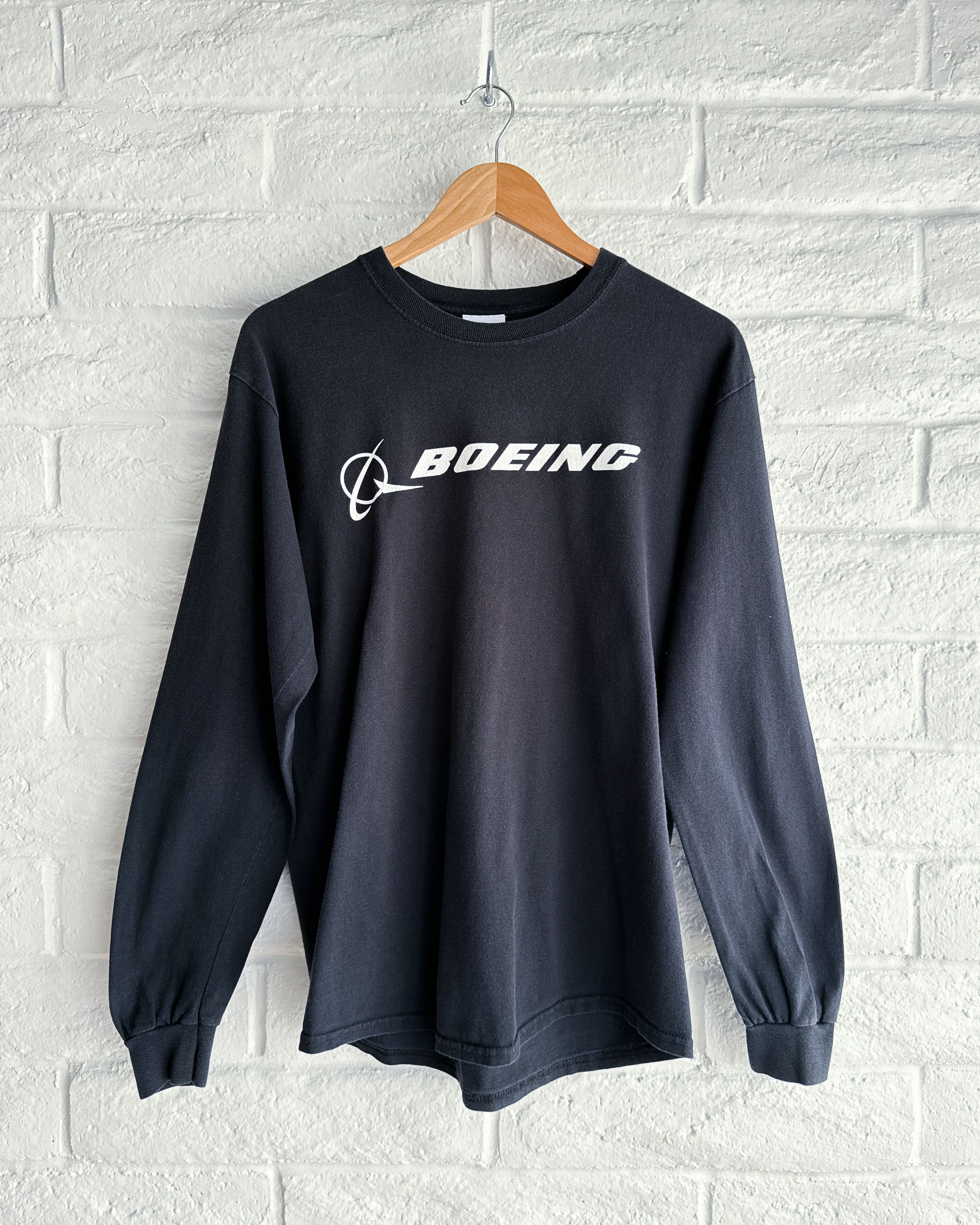Vintage Vintage 2000s Boeing Long Sleeve T Shirt Black Men's M Size US M / EU 48-50 / 2 - 1 Thumbnail