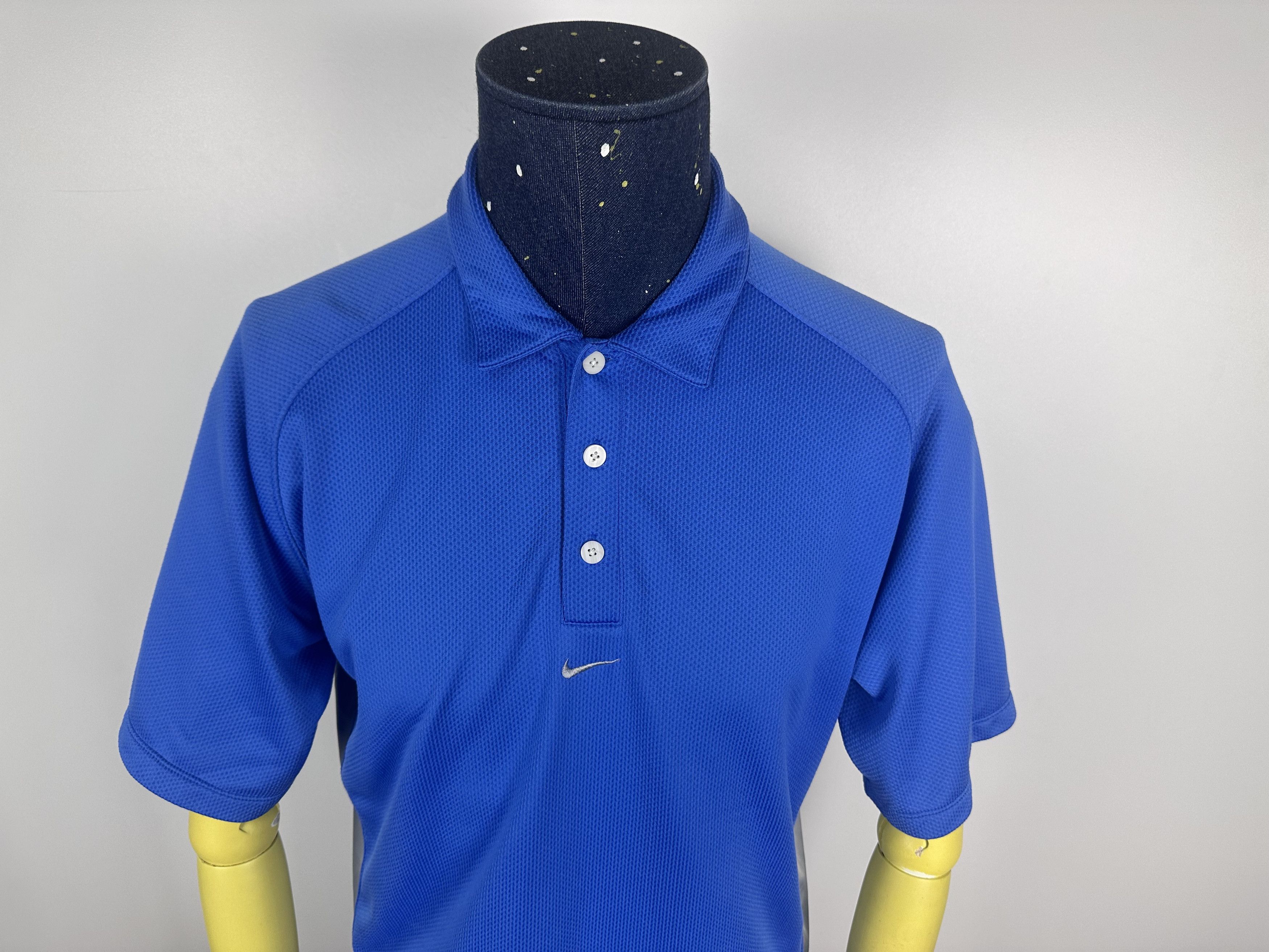 Nike × Vintage Vintage Nike Performance Knitted Polo Logo Blue Size L Size US L / EU 52-54 / 3 - 3 Thumbnail