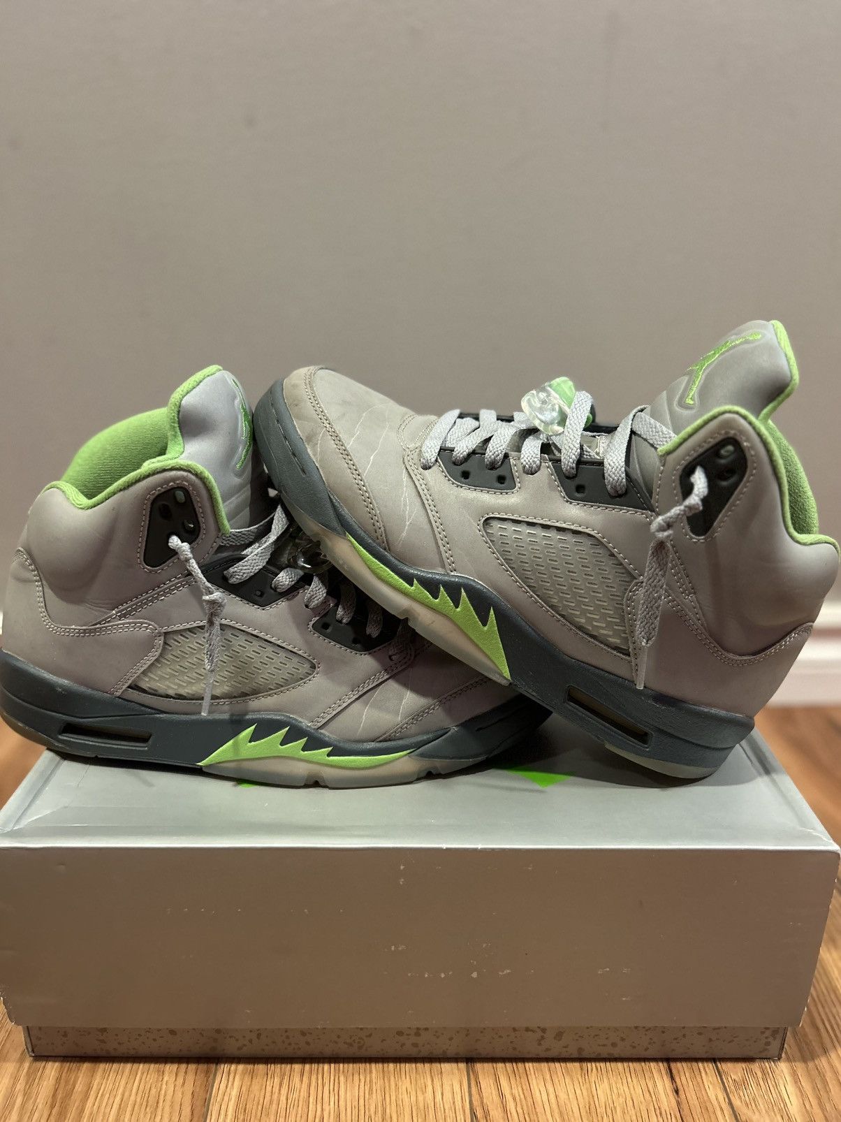 Jordan Brand Air Jordan 5 ‘Green Bean’ Size US 8.5 / EU 41-42 - 2 Thumbnail