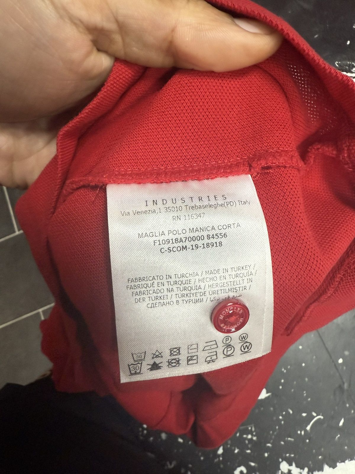 Moncler Moncler red polo shirt Size US S / EU 44-46 / 1 - 5 Thumbnail
