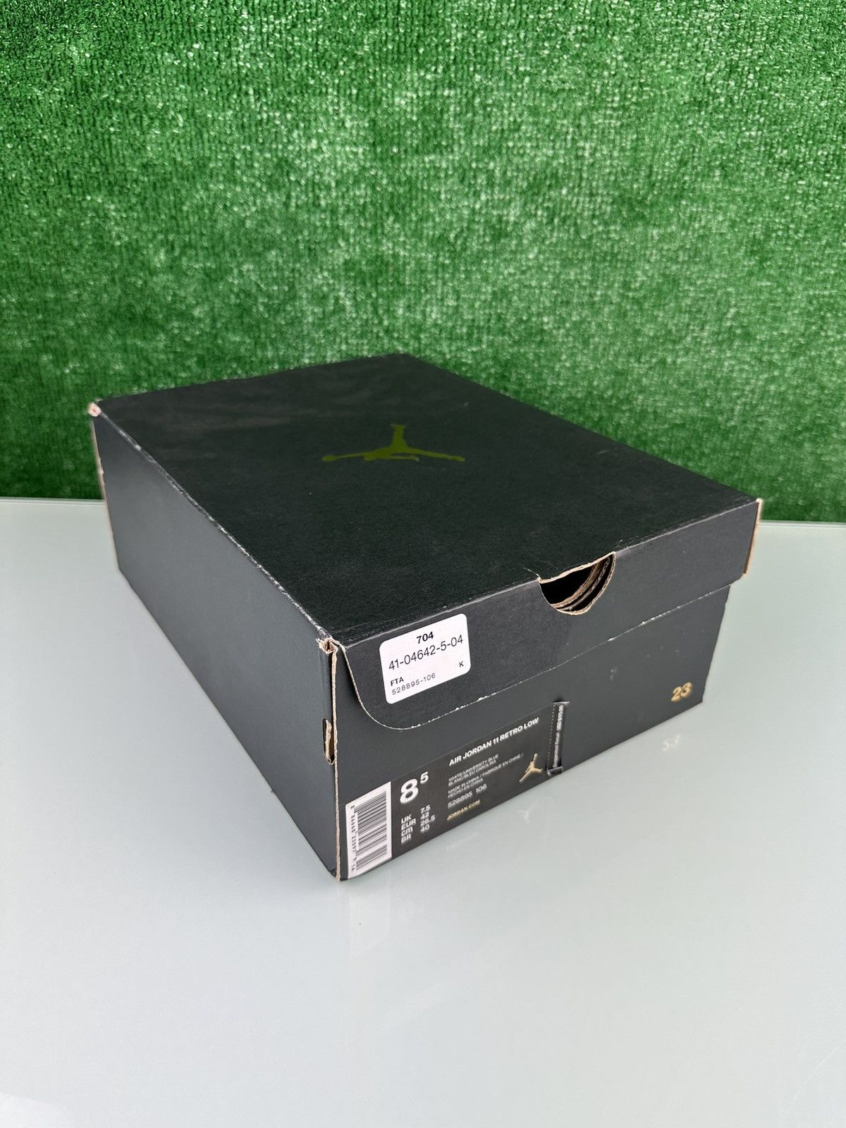 Jordan Brand Jordan 11 Retro Low UNC 2017 Size 8.5 Size US 8.5 / EU 41-42 - 4 Thumbnail