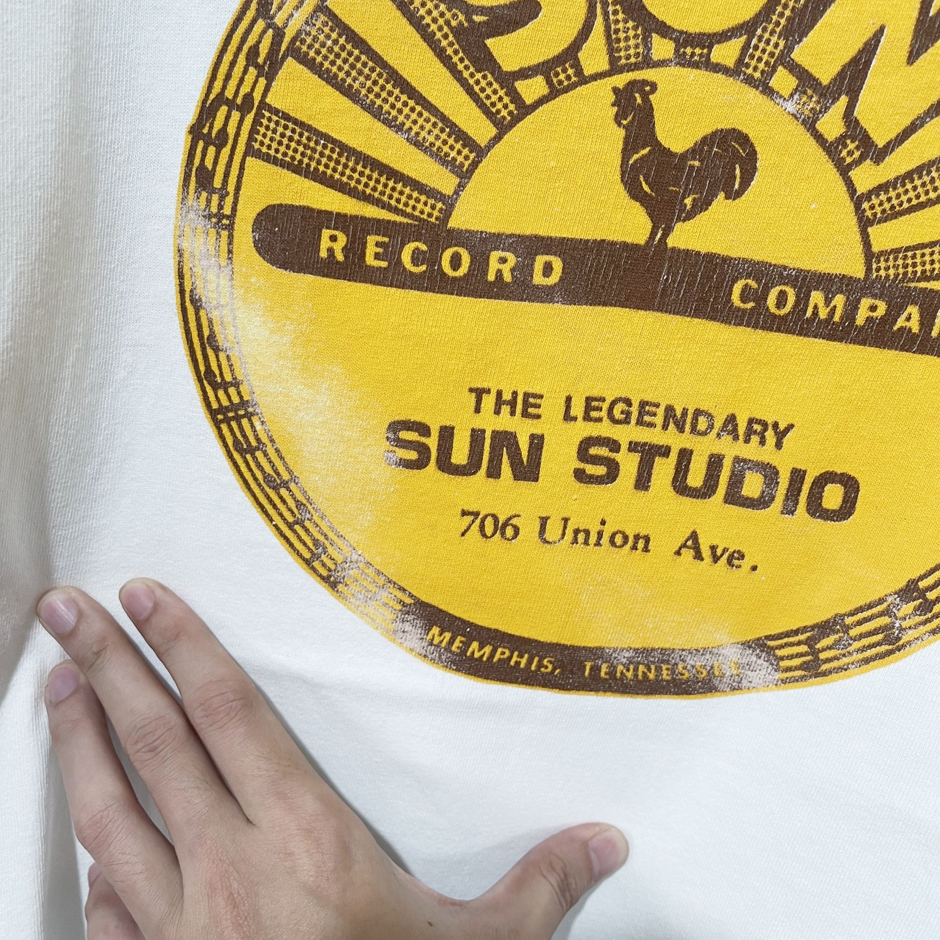 Vintage Vintage 90s Sun Studio T-Shirt Size US XL / EU 56 / 4 - 3 Thumbnail