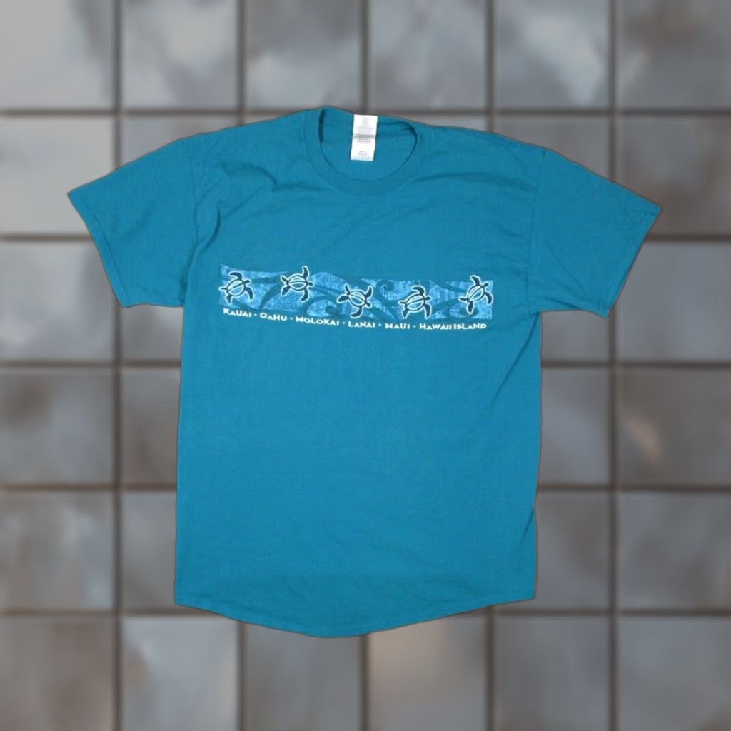 Gildan VINTAGE Hawaii Men L Gildan Tee Short Sleeve Blue Sea Turtles Maui Y2K Hawaiian Graphic Print 90s Retro Size US L / EU 52-54 / 3 - 1 Thumbnail