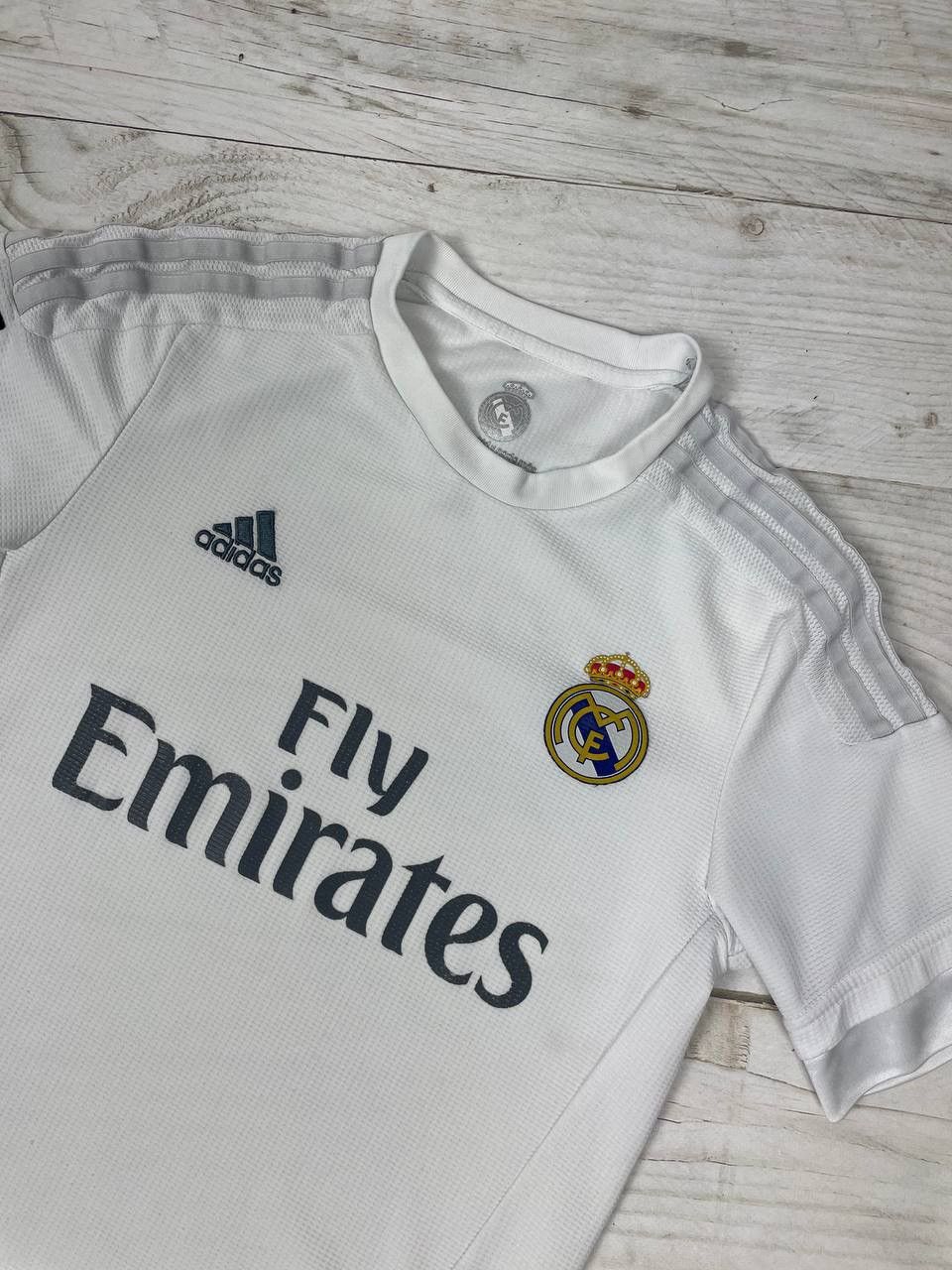 Adidas Adidas Real Madrid 2015 2016 Home Shirt Soccer Jersey Size US S / EU 44-46 / 1 - 2 Thumbnail