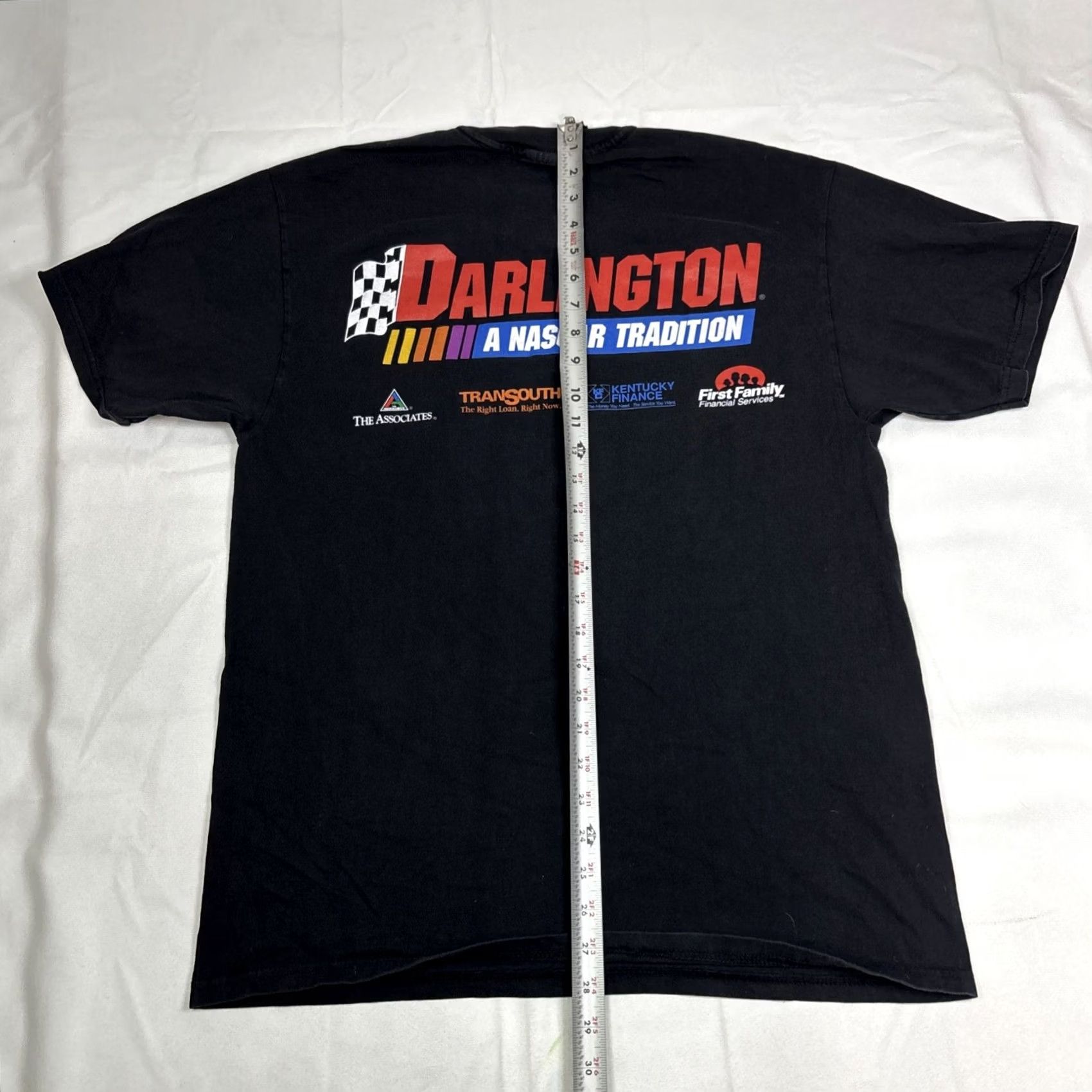 Hanes Hanes Beefy-T T-Shirt Men’s Large Black NASCAR Darlington Graphic TransUnion 400 Mens Size US L / EU 52-54 / 3 - 6 Thumbnail