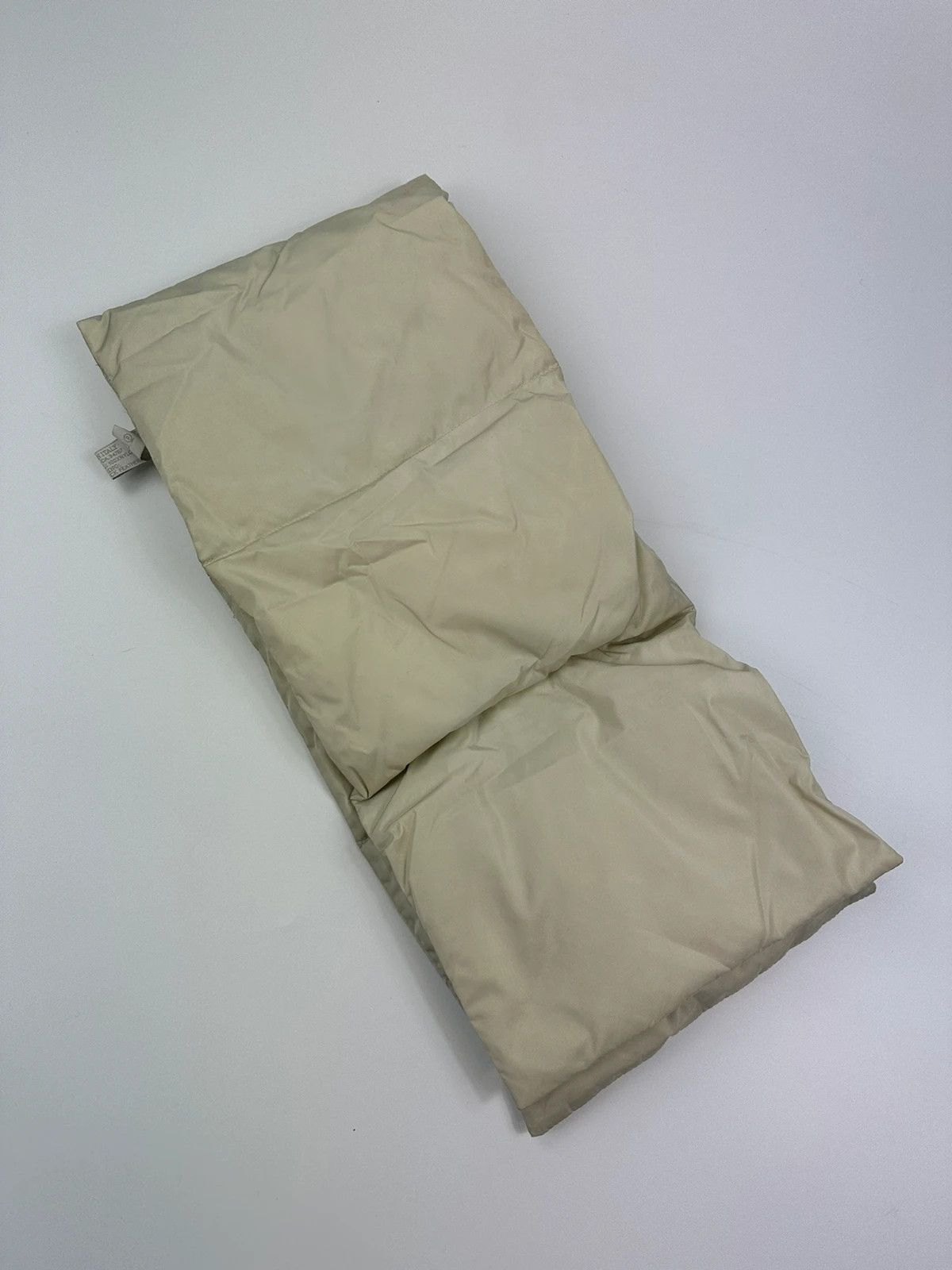 Prada Prada Sport FW1999 Puffer Down Beige Scarf Magnetic Closure Size ONE SIZE - 4 Thumbnail