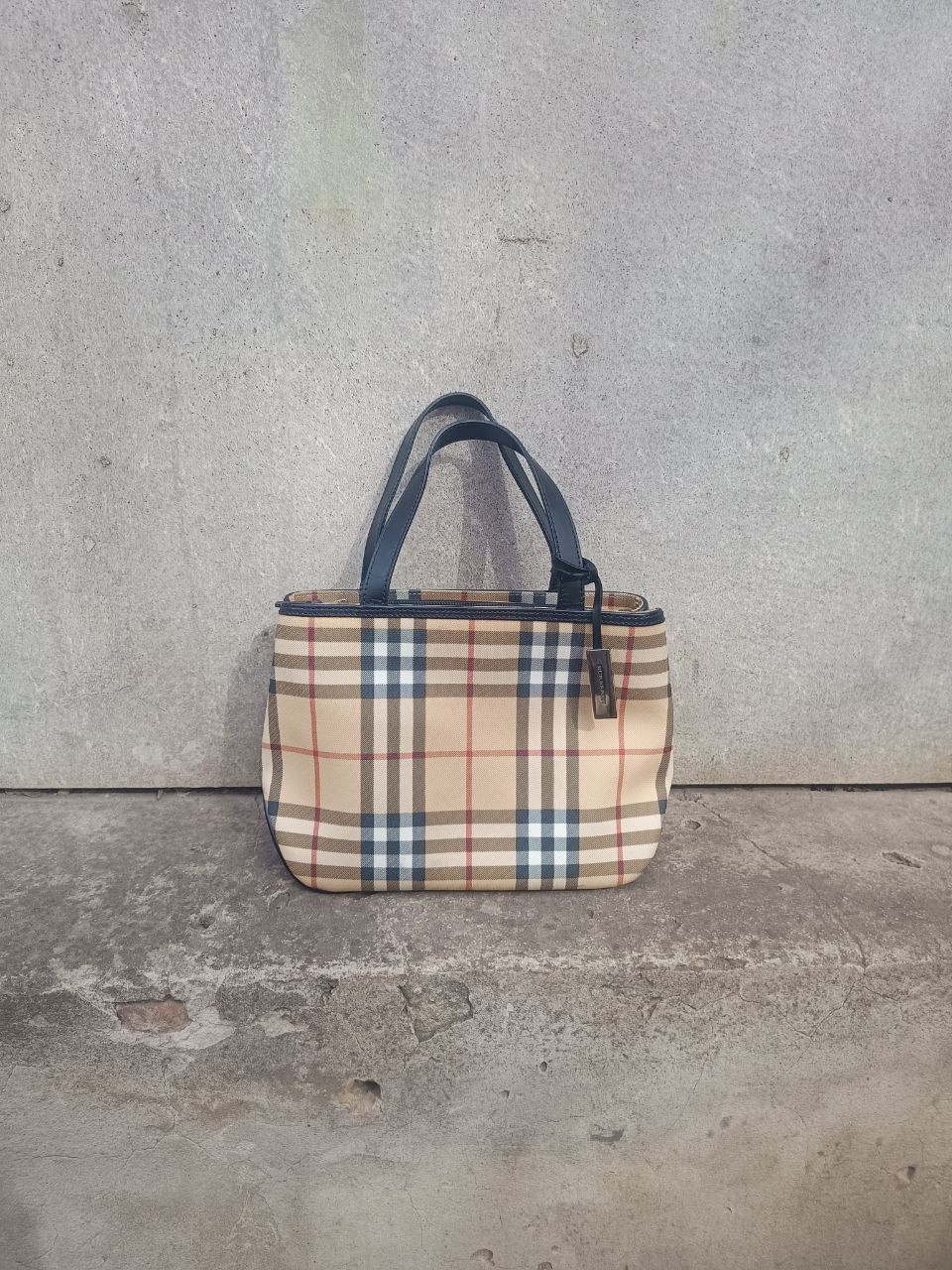 Burberry nova check vintage bag monogram