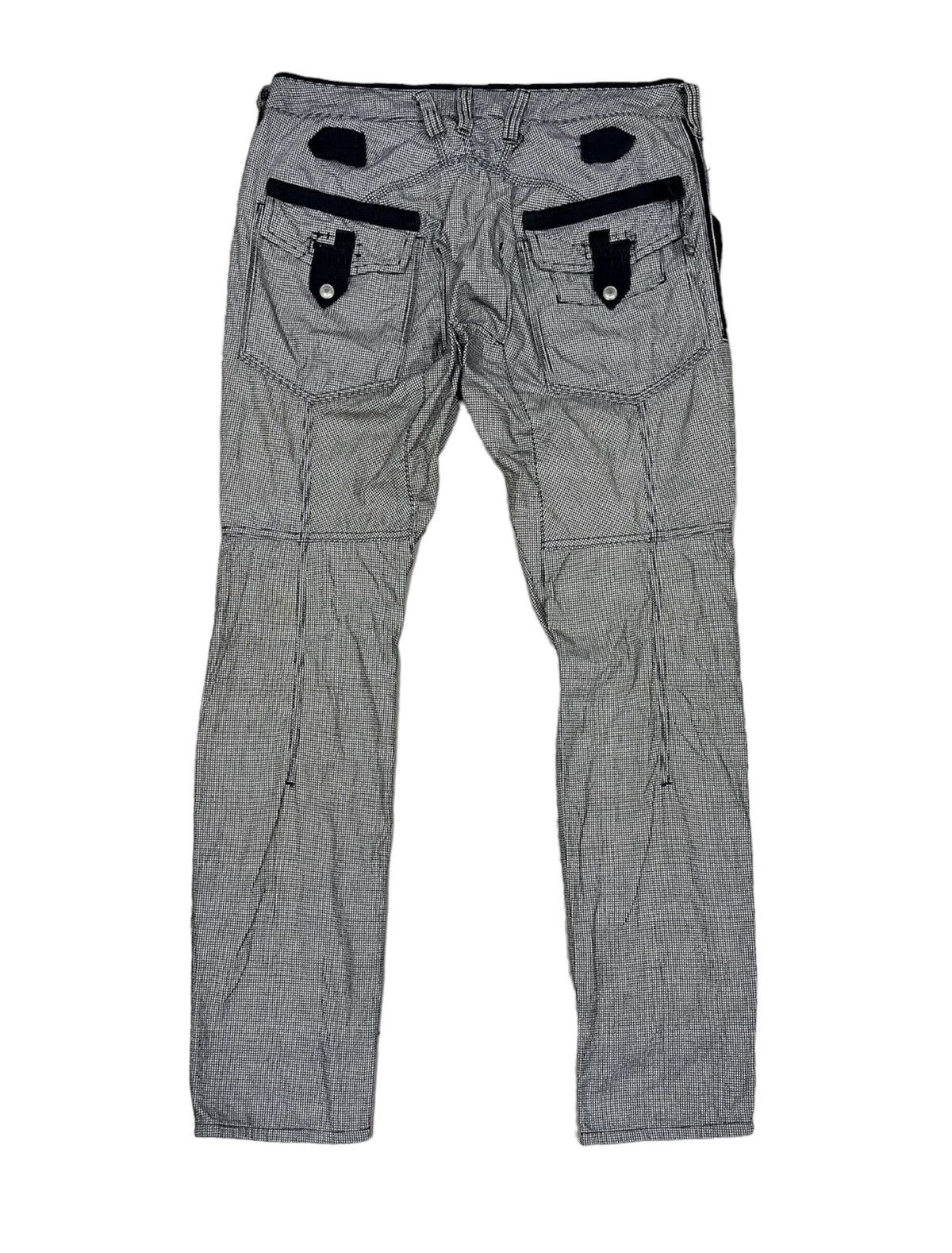 Pantalon Girbaud Vintage Bleu Marine à étoiles Métal - Taille 42 FR, Bas Ajustable Effet Boule, Occasion Très Bon état