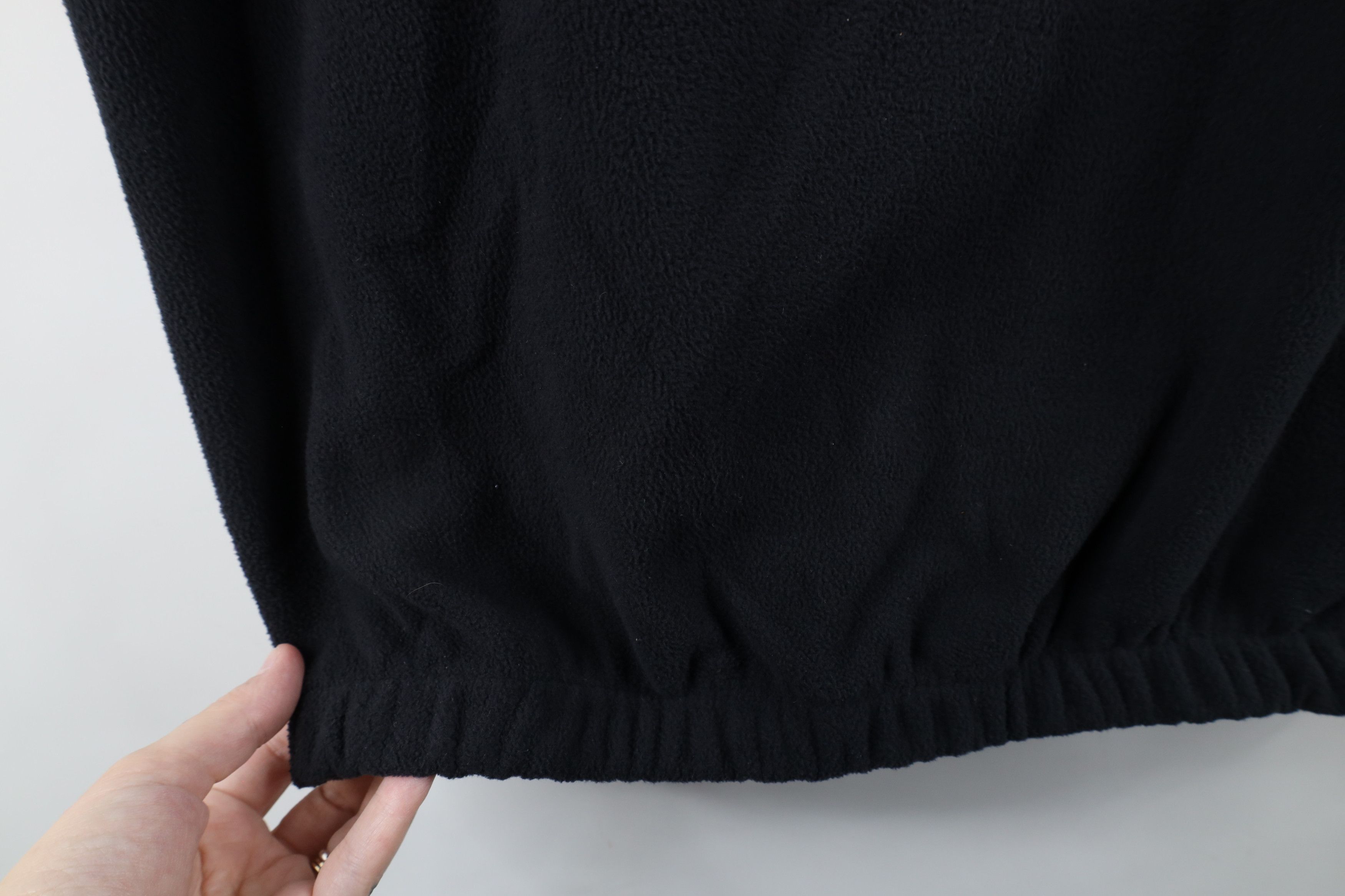 Vintage × Woolrich Woolen Mills Vintage 90s Woolrich Blank V-Neck Fleece Sweater Vest Black Size US L / EU 52-54 / 3 - 6 Thumbnail