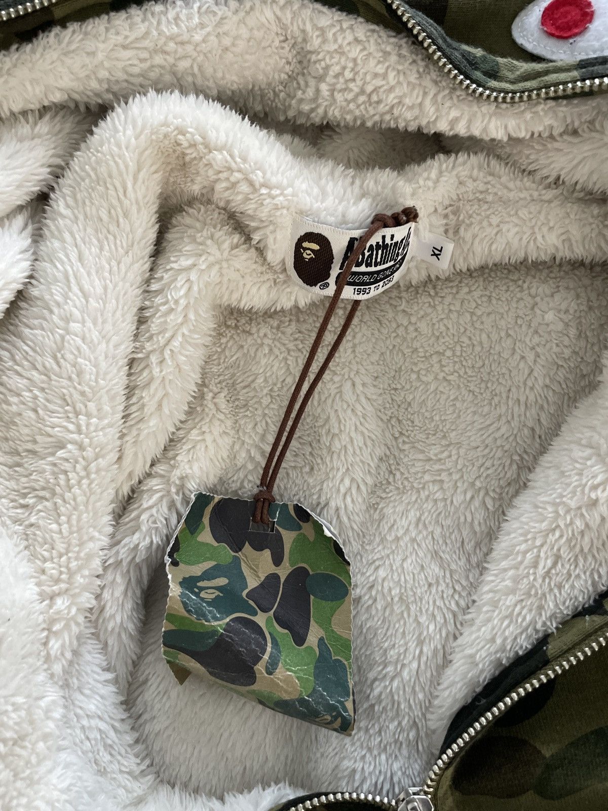 Bape BAPE Sharks Sherpa Size US XL / EU 56 / 4 - 2 Thumbnail