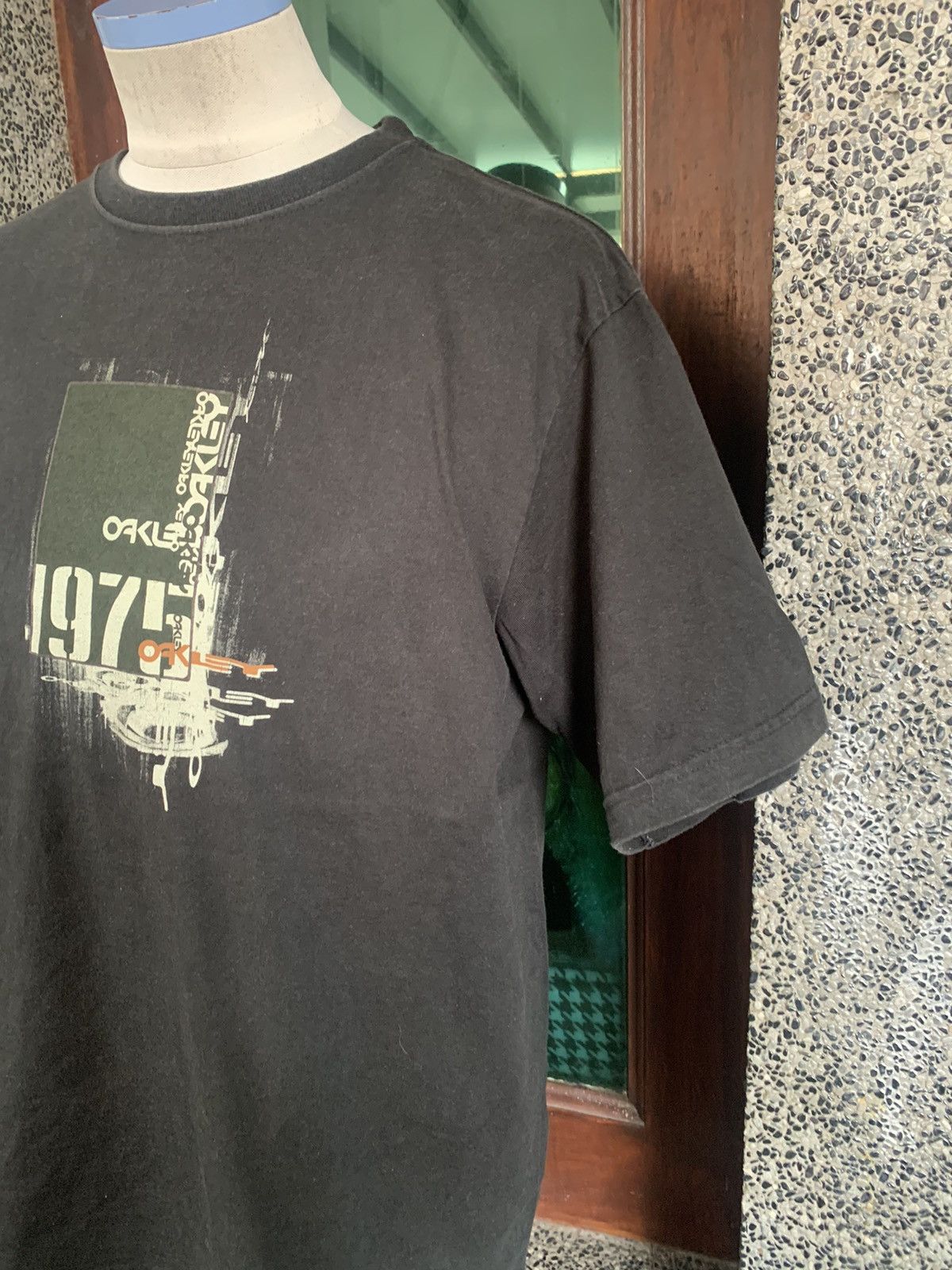 Oakley × Vintage Vintage Oakley T shirt Size US L / EU 52-54 / 3 - 3 Thumbnail