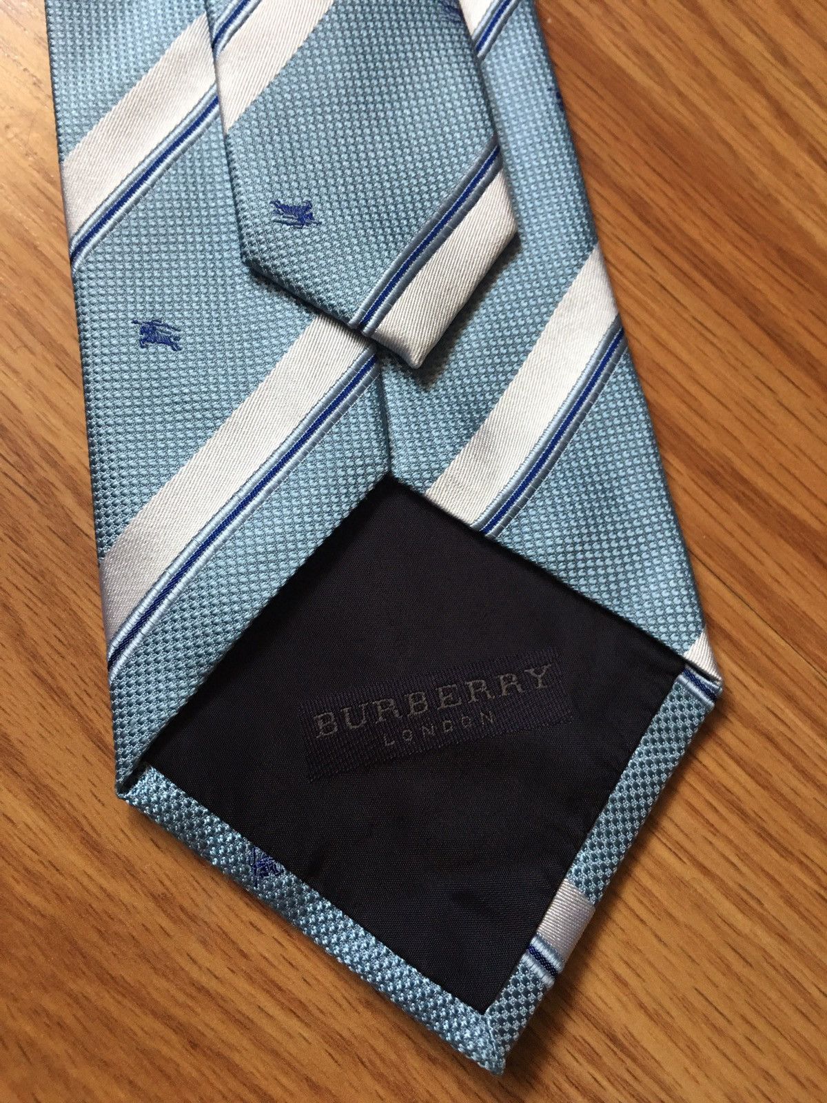 Burberry Burberry London Blue Logo Designer Silk Mens Neck Tie Size ONE SIZE - 4 Thumbnail