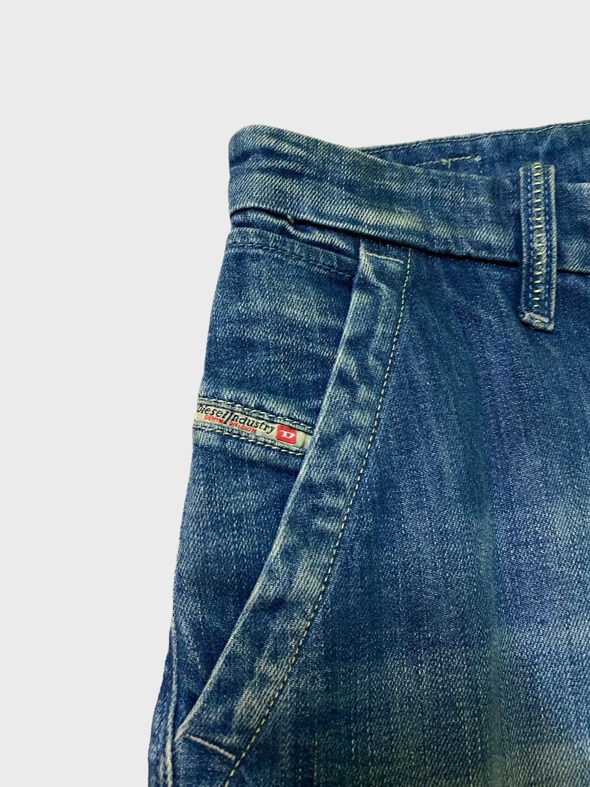 Diesel Flared Balenciaga Style Diesel Washed Wide legs Jeans 90s Size US 27 - 8 Thumbnail