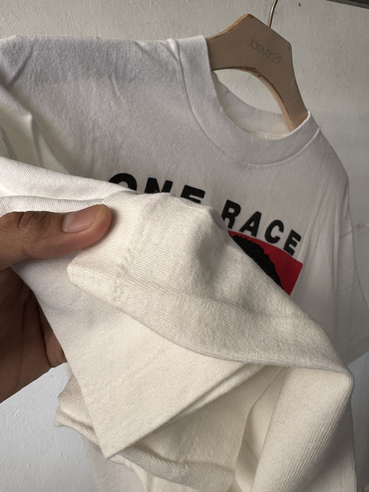 Vintage 90s One Race Human Vintage Shirt Size US XL / EU 56 / 4 - 9 Thumbnail