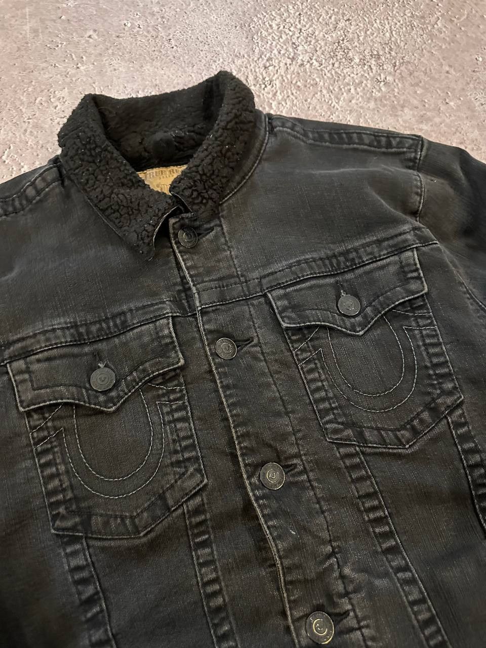 True Religion 2000s true religion contrast-stitch trucker denim jacket Size US M / EU 48-50 / 2 - 6 Thumbnail