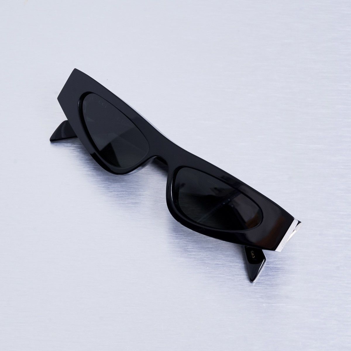 Gucci GUCCI GG1779S 001 SUNGLASSES Size ONE SIZE - 6 Thumbnail