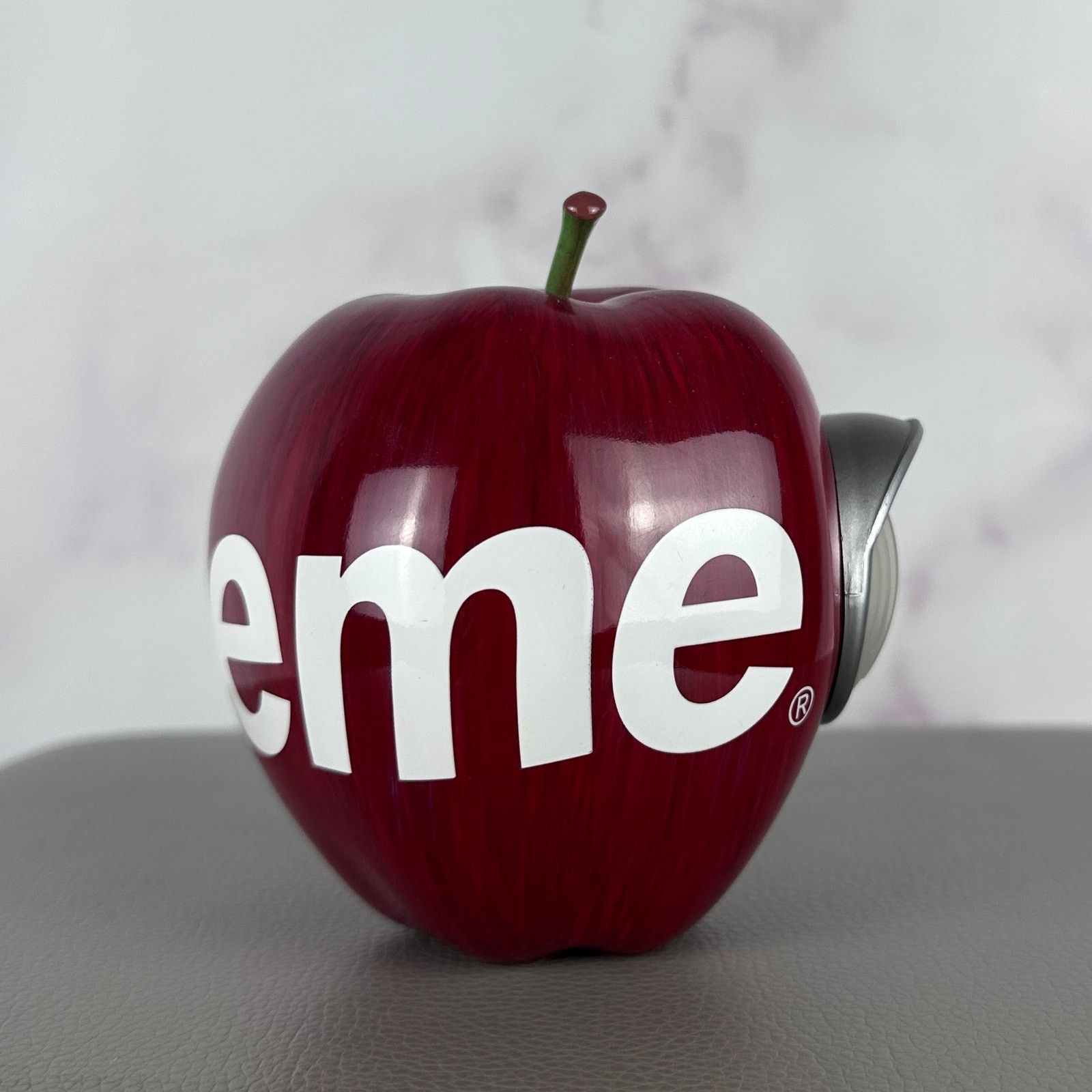 Supreme × Undercover F/W16 Gilapple Light Size ONE SIZE - 6 Thumbnail