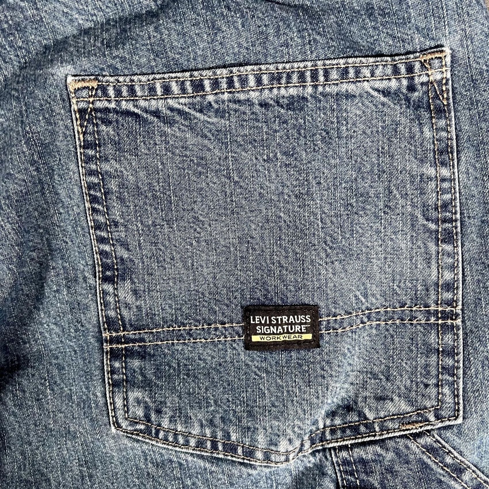 Vintage Levi Strauss Signature Jeans Mens 48x30 Blue Carpenter Relaxed Fit Workwear Denim Jeans Mens Big & Tall Modern 90s Style Hammer Loop Pocket Logo Size US 32 / EU 48 - 6 Thumbnail