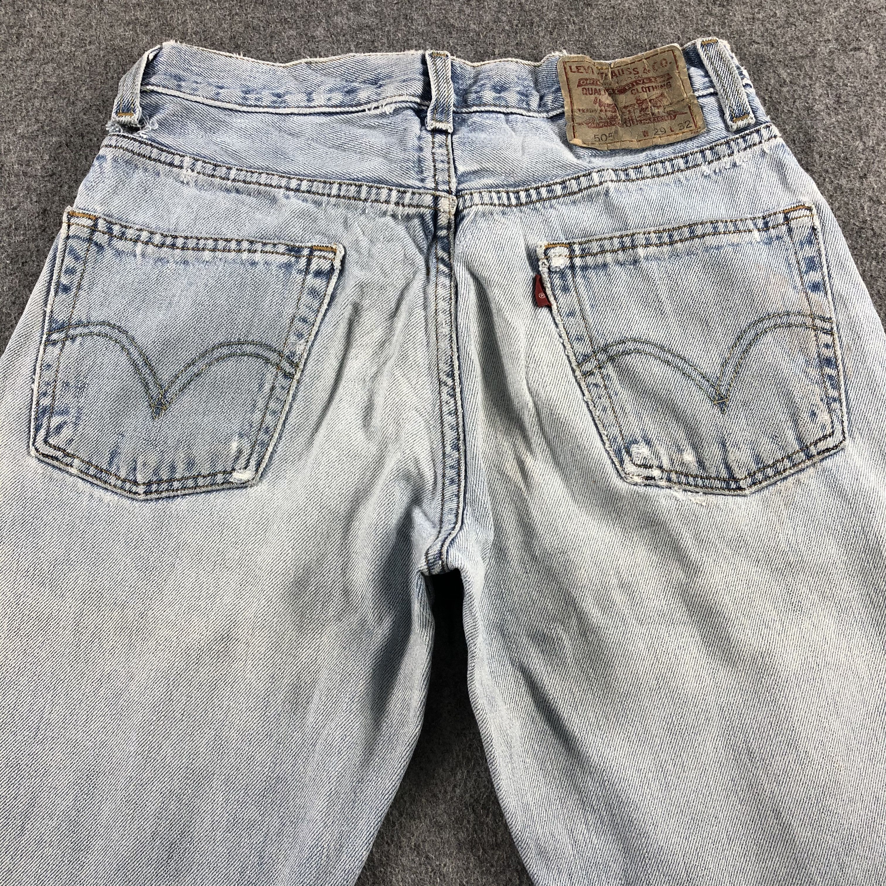 Levi's Vintage Light Wash Levis 505 Jeans-J2182 Size US 27 - 4 Thumbnail