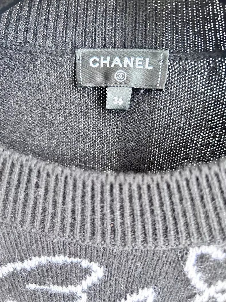 Chanel Chanel Early Spring Peace Pigeon Pattern Cashmere Knitted Size XS / US 0-2 / IT 36-38 - 2 Thumbnail