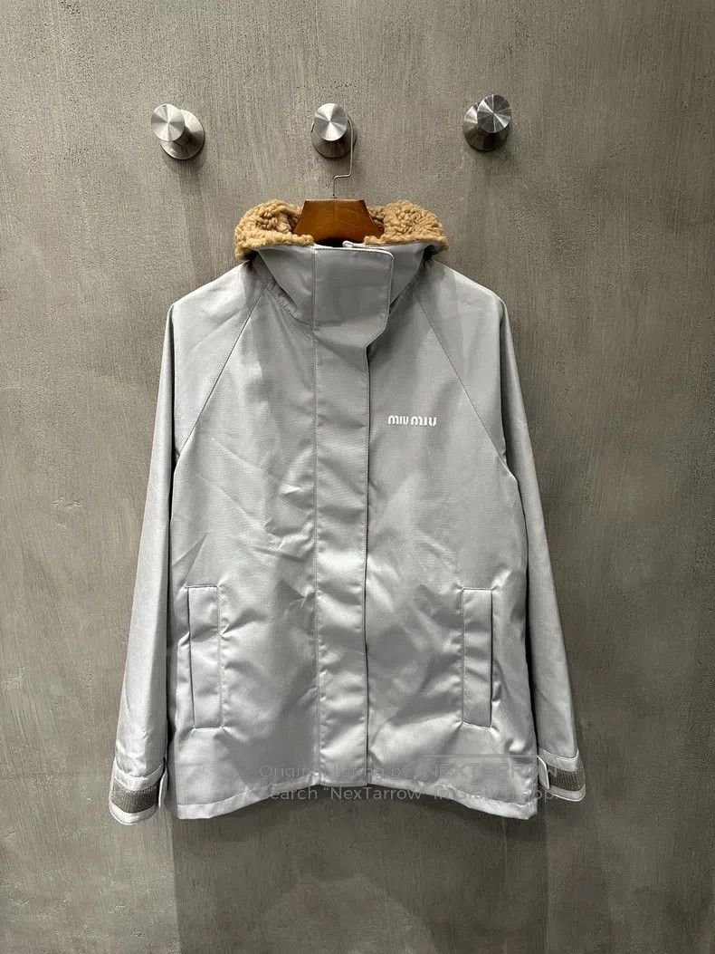 Miu Miu Miu Miu Gray Green Fur Collar Jacket Size XS / US 0-2 / IT 36-38 - 1 Thumbnail